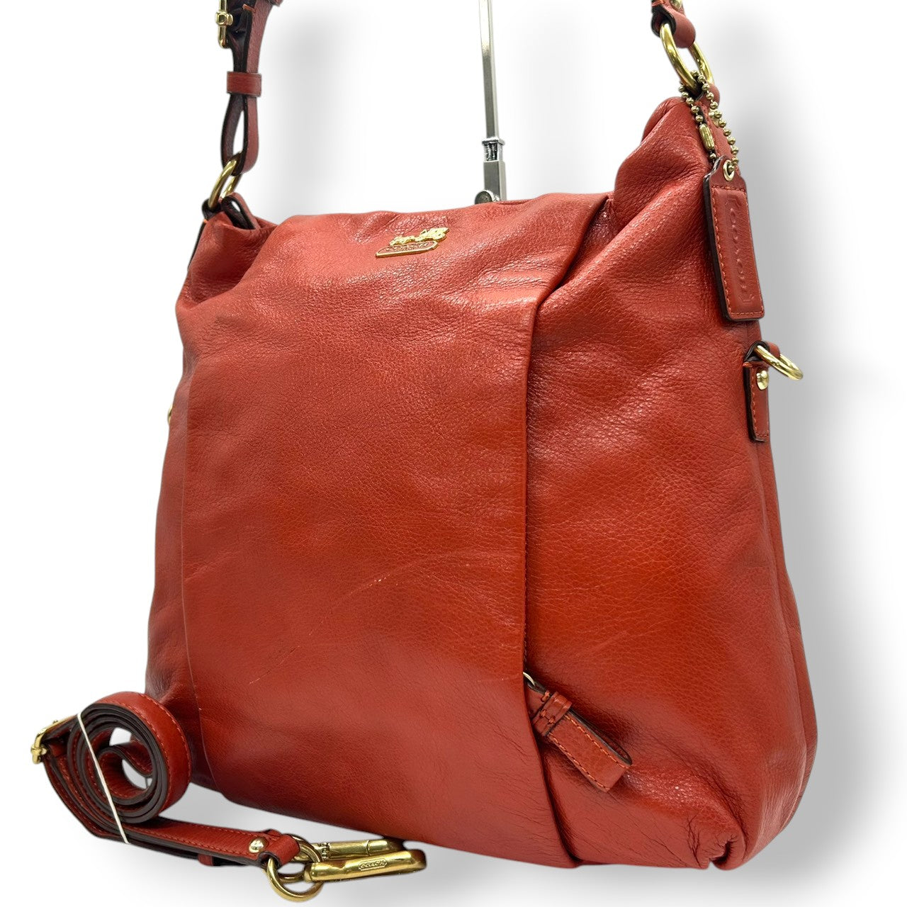 【美品】COACH コーチ 2WAY ショルダーバッグ ハンドバッグ F21762 ワンショルダー 斜め掛け可 A4収納可 大容量 本革 ペブルドレザー オレンジ レッド系 レディース エレガント カジュアル 通勤通学 人気モデル クリーニング済み s52