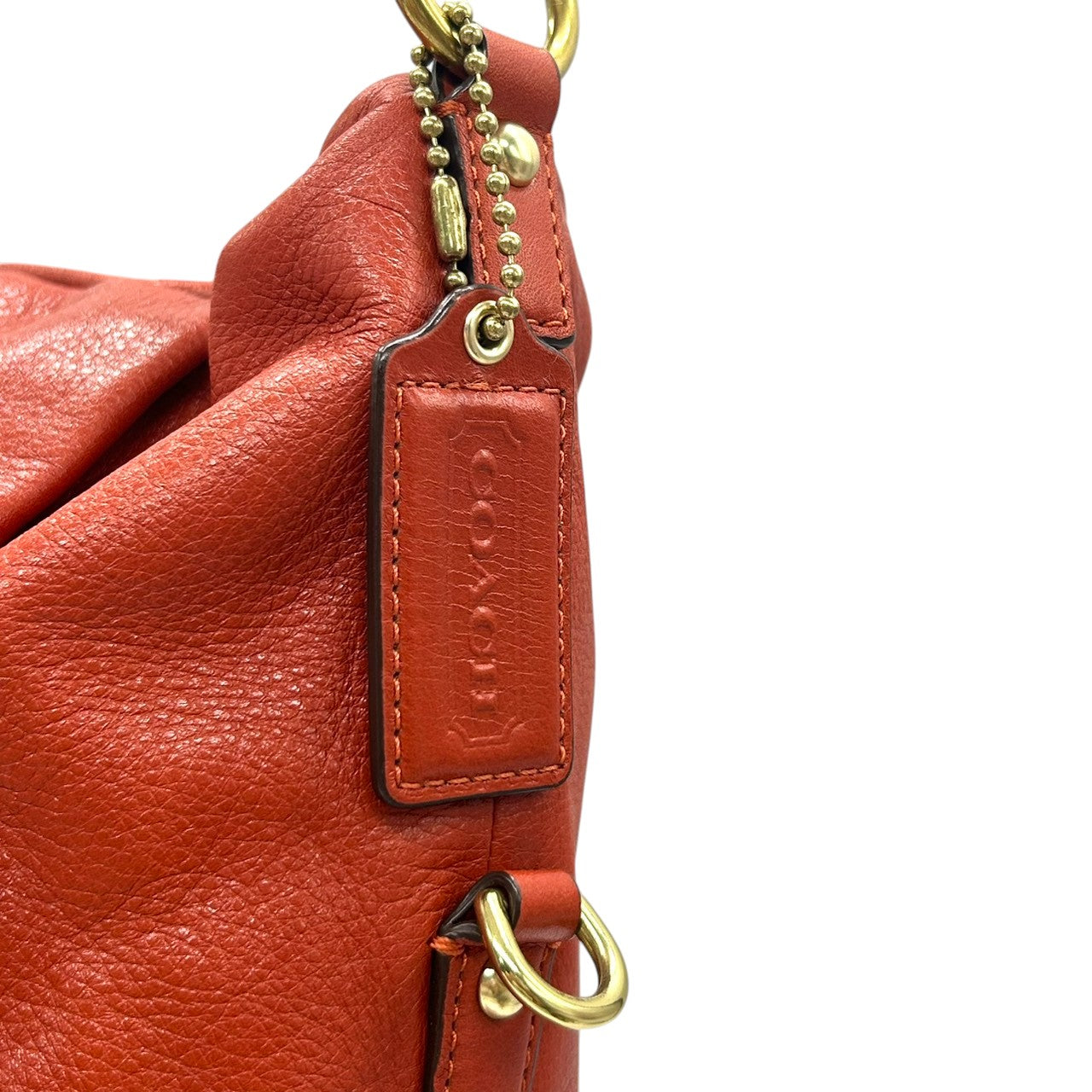 【美品】COACH コーチ 2WAY ショルダーバッグ ハンドバッグ F21762 ワンショルダー 斜め掛け可 A4収納可 大容量 本革 ペブルドレザー オレンジ レッド系 レディース エレガント カジュアル 通勤通学 人気モデル クリーニング済み s52