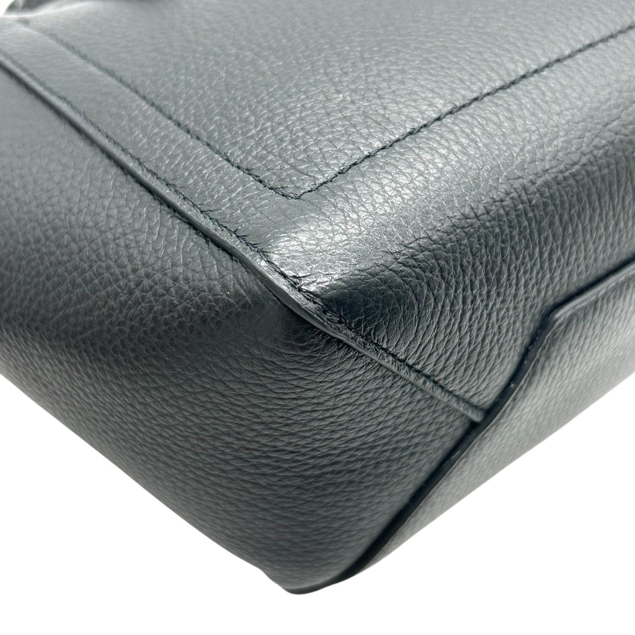 【未使用級/タグ付き】FURLA フルラ ネット ミニ 2WAY ハンドバッグ ショルダーバッグ ミニトート ドローストリング 自立可 斜め掛け可 ペブルドレザー ブラック ゴールド金具 レディース エレガント フェミニン 通勤通学 人気モデル s57