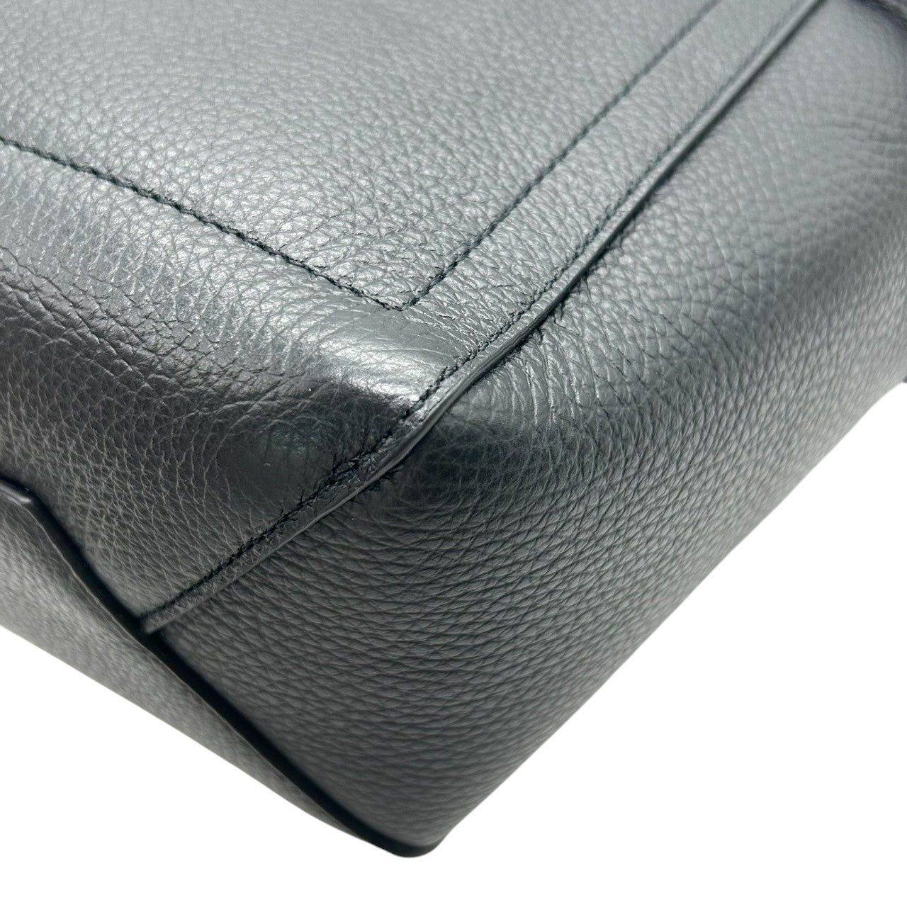 【未使用級/タグ付き】FURLA フルラ ネット ミニ 2WAY ハンドバッグ ショルダーバッグ ミニトート ドローストリング 自立可 斜め掛け可 ペブルドレザー ブラック ゴールド金具 レディース エレガント フェミニン 通勤通学 人気モデル s57