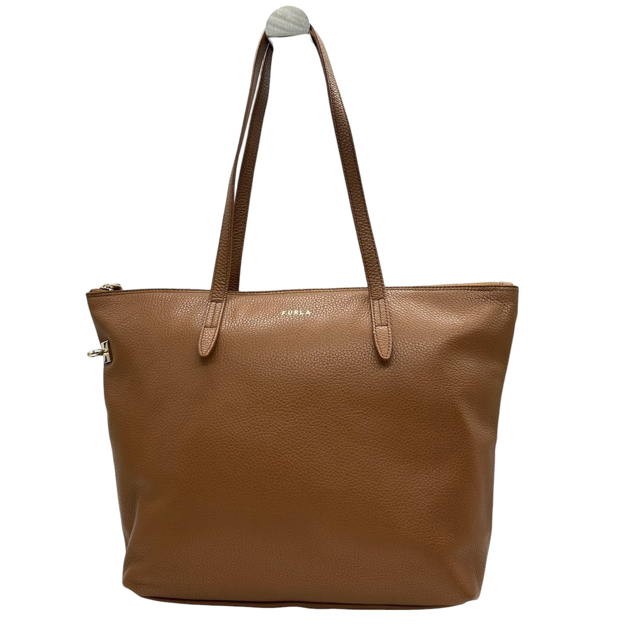 【未使用級/美品】FURLA フルラ トートバッグ ルーチェ ワンショルダー A4収納可 自立可 大容量 本革 ペブルドレザー ブラウン キャメル系 ゴールド金具 レディース ビジネスバッグ 通勤通学 エレガント 人気モデル クリーニング済み s57
