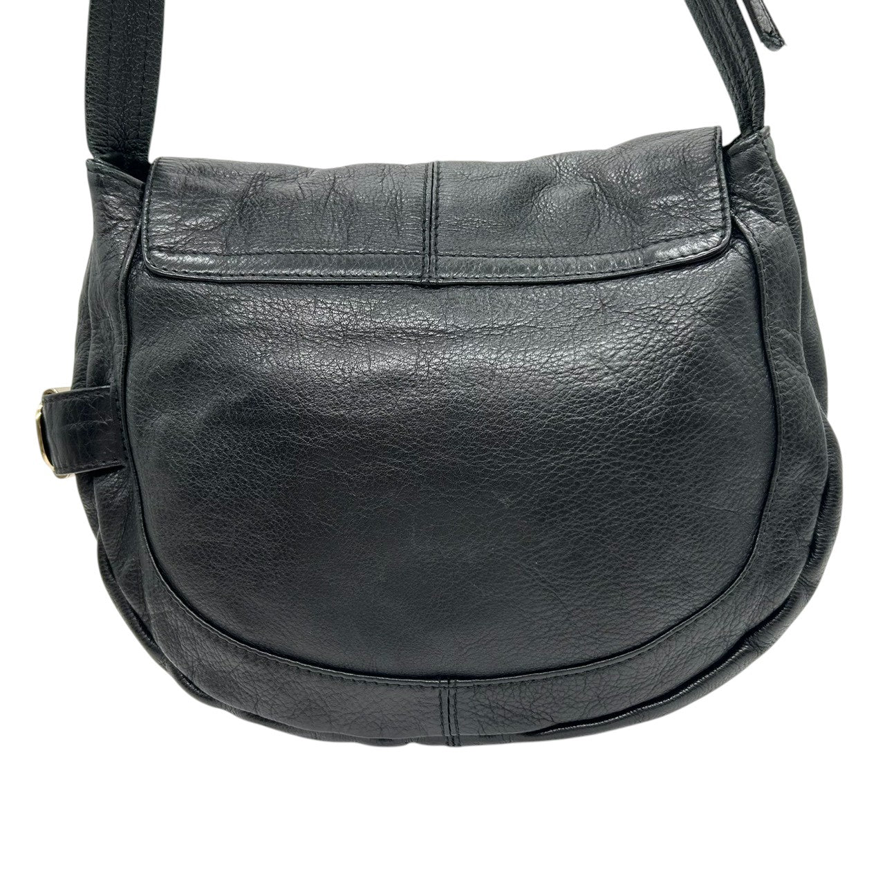 【SEE BY CHLOE】シーバイクロエ ショルダーバッグ クロスボディ 斜め掛け可 フラップ 本革 レザー ブラック 黒 ゴールドジッパーデザイン レディース カジュアル モード エレガント 人気モデル クリーニング済み s54