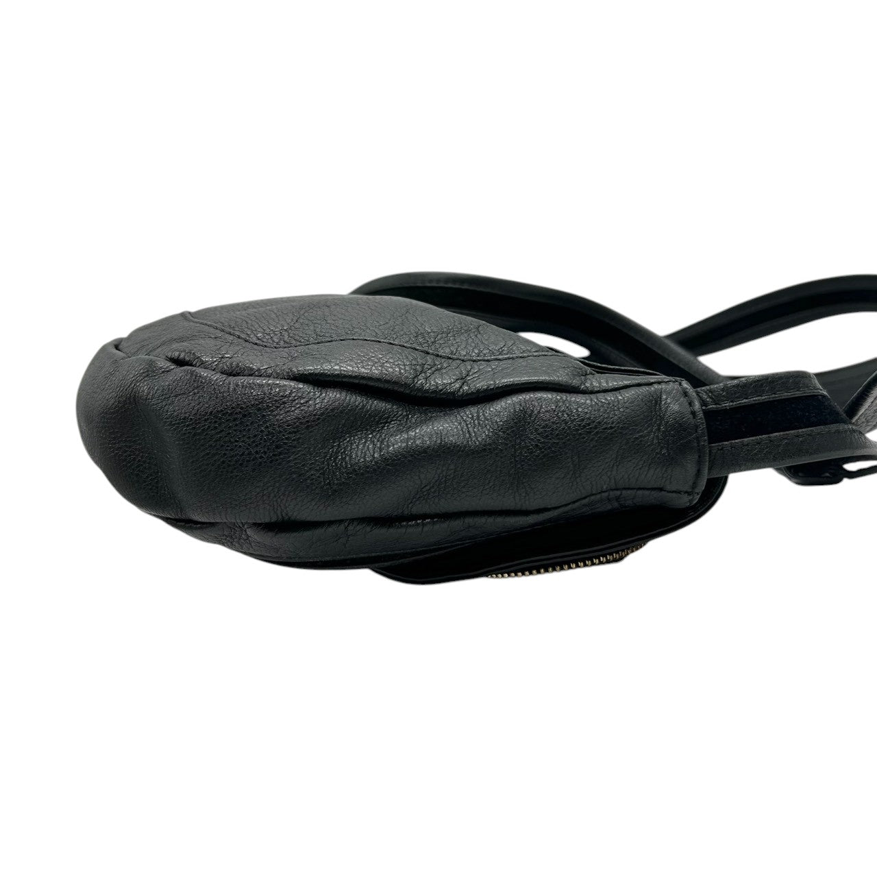 【SEE BY CHLOE】シーバイクロエ ショルダーバッグ クロスボディ 斜め掛け可 フラップ 本革 レザー ブラック 黒 ゴールドジッパーデザイン レディース カジュアル モード エレガント 人気モデル クリーニング済み s54