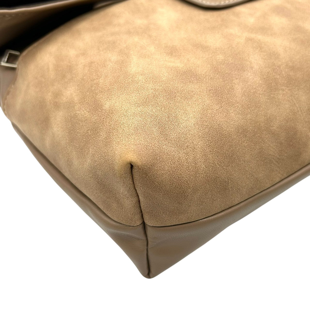 【美品】PAPILLONNER パピヨネ 2WAY クラッチバッグ ショルダーバッグ ハンドバッグ 斜め掛け可 レザー スエード ベージュ系 バンブー ターンロック レディース エレガント スタイリッシュ 人気モデル クリーニング済み s54