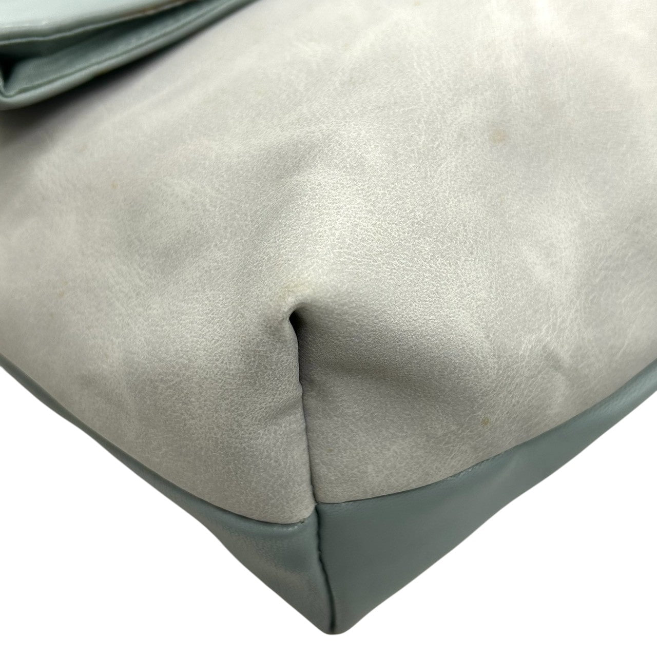 【PAPILLONNER】パピヨネ 2WAY クラッチバッグ ショルダーバッグ ハンドバッグ 斜め掛け可 レザー スエード ブルーグレー系 バイカラー バンブー ターンロック レディース エレガント スタイリッシュ 人気モデル クリーニング済み s54