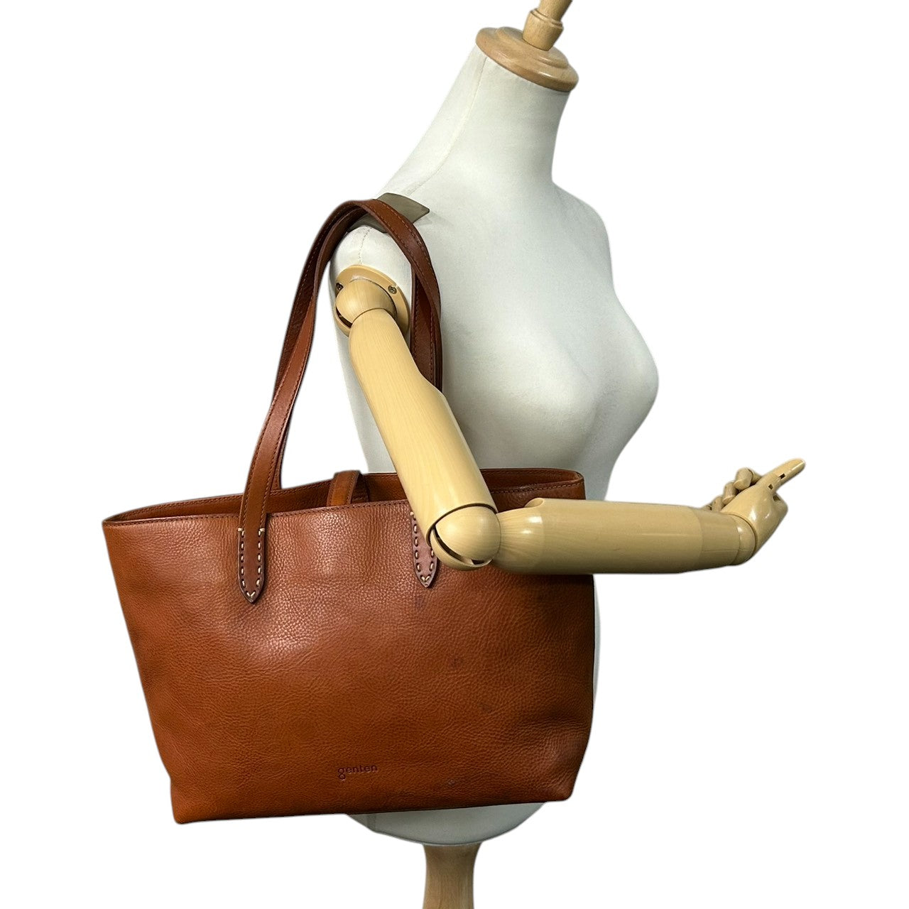 【genten】ゲンテン トートバッグ ワンショルダー A4収納可 自立可 大容量 本革 レザー シボ革 ブラウン キャメル系 レディース ナチュラル カジュアル ビジネス 通勤通学 ステッチデザイン 人気モデル クリーニング済み s67