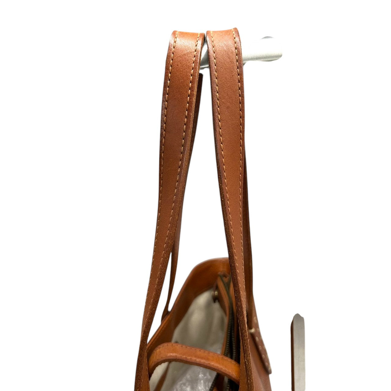 【genten】ゲンテン トートバッグ ワンショルダー A4収納可 自立可 大容量 本革 レザー シボ革 ブラウン キャメル系 レディース ナチュラル カジュアル ビジネス 通勤通学 ステッチデザイン 人気モデル クリーニング済み s67