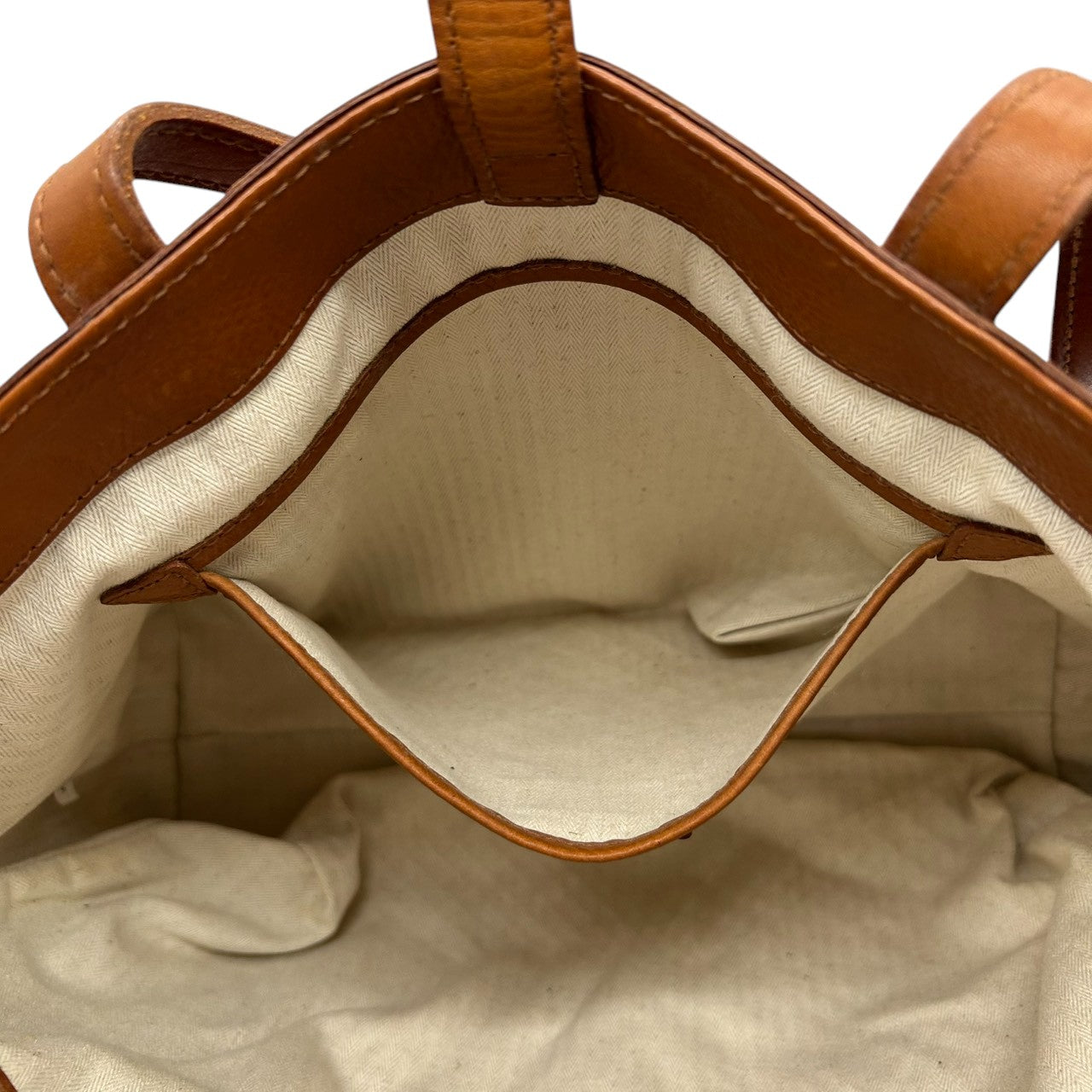 【genten】ゲンテン トートバッグ ワンショルダー A4収納可 自立可 大容量 本革 レザー シボ革 ブラウン キャメル系 レディース ナチュラル カジュアル ビジネス 通勤通学 ステッチデザイン 人気モデル クリーニング済み s67