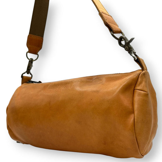 【Butler Verner Sails】バトラーバーナーセイルズ ショルダーバッグ ドラムバッグ 筒形 斜め掛け可 本革 レザー キャメル ブラウン系 日本製 メンズ レディース ユニセックス カジュアル ヴィンテージ風 人気モデル クリーニング済み s74