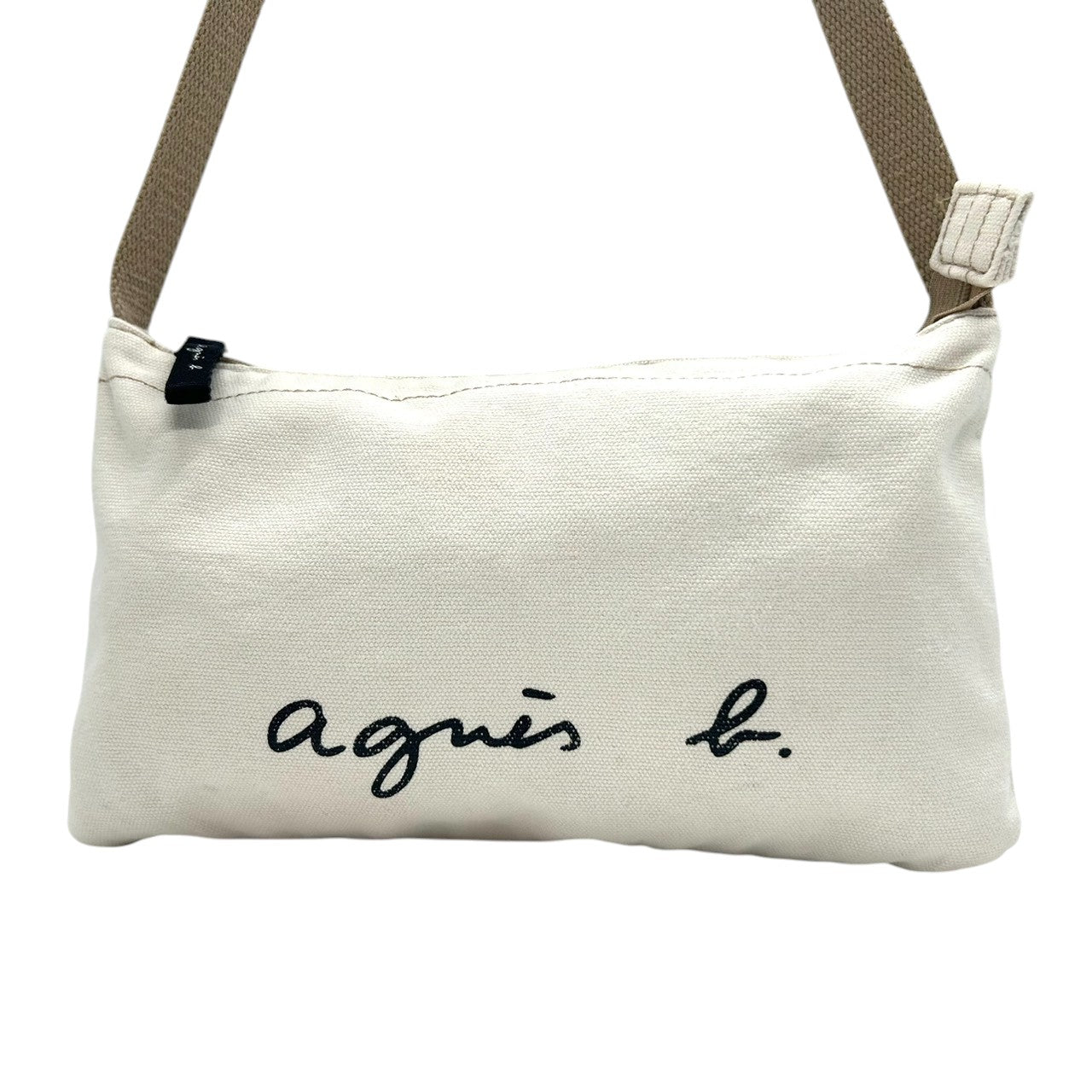 【美品】アニエスベー ショルダーバッグ キャンバス ロゴ アイボリー ポシェット サコッシュ 斜め掛け可 レディース コンパクト 軽量 カジュアル シンプルデザイン ミニバッグ お出かけ デイリーユース クリーニング済み s63