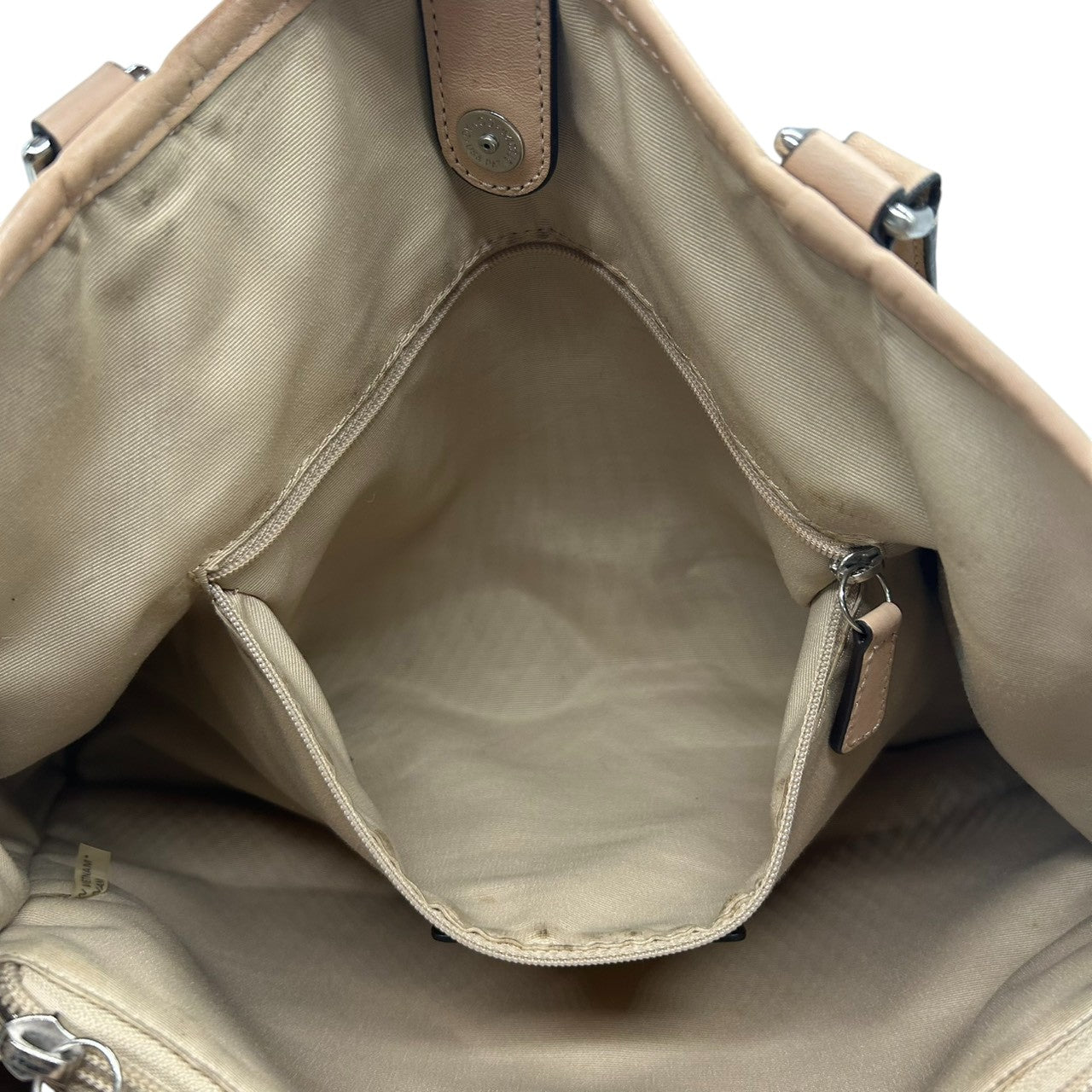 コーチ トートバッグ シグネチャー ストライプ キャンバス レザー ベージュ F26130 巾着型 ドローストリング A4収納可 肩掛け ワンショルダー 大容量 レディース ハンドバッグ 通勤 通学 チャーム付き クリーニング済み s63