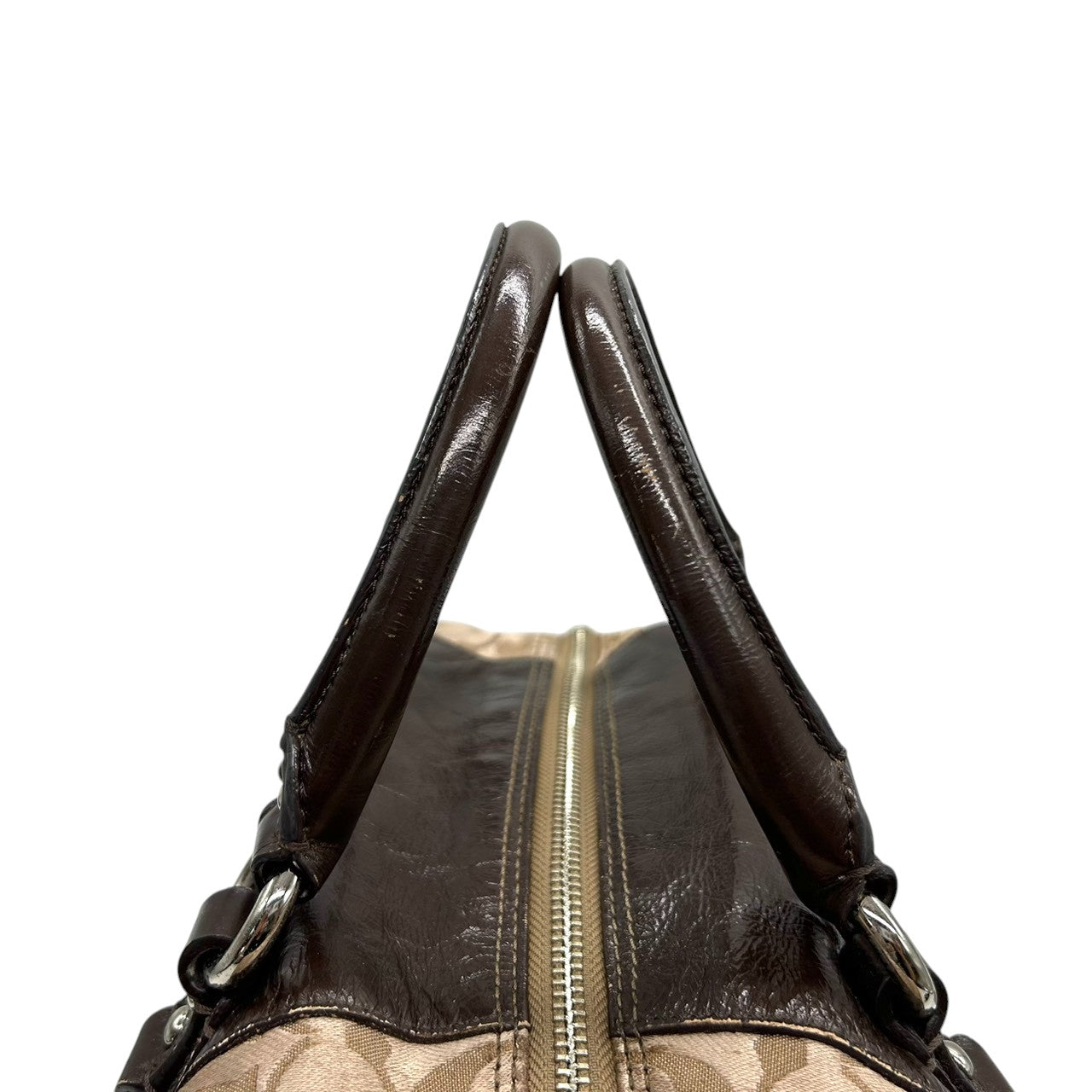 コーチ 2WAY ハンドバッグ F15443 シグネチャー ナイロン パテントレザー ブラウン ミニボストン ショルダーバッグ レディース チャーム付き エレガント クラシックデザイン コンパクトモデル クリーニング済み s26