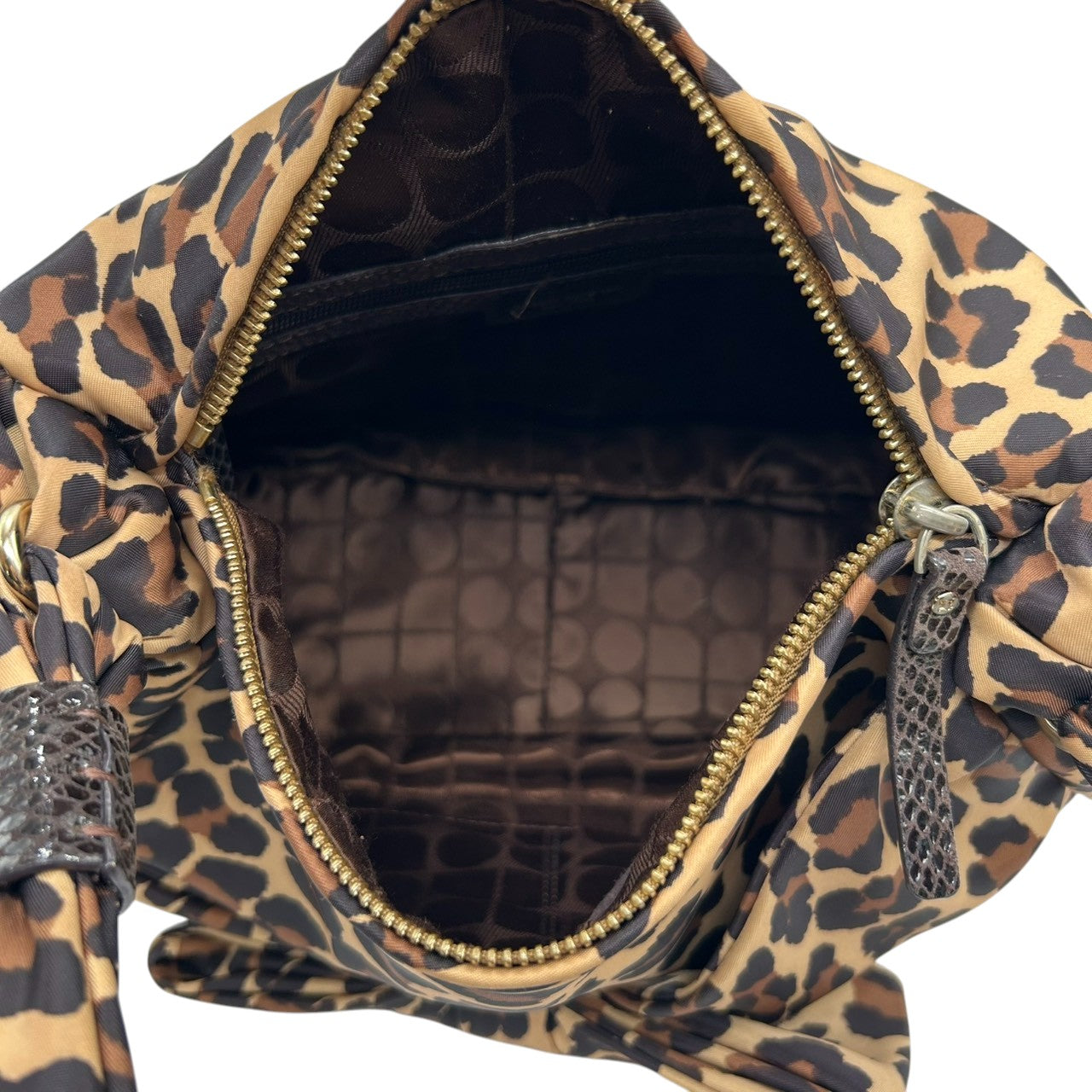 【美品】ケイトスペード ハンドバッグ ショルダーバッグ レオパード ヒョウ柄 ナイロン 型押しレザー ワンショルダー 肩掛け リボンデザイン レディース 軽量 エレガント フェミニン アニマル柄 お出かけ クリーニング済み s35