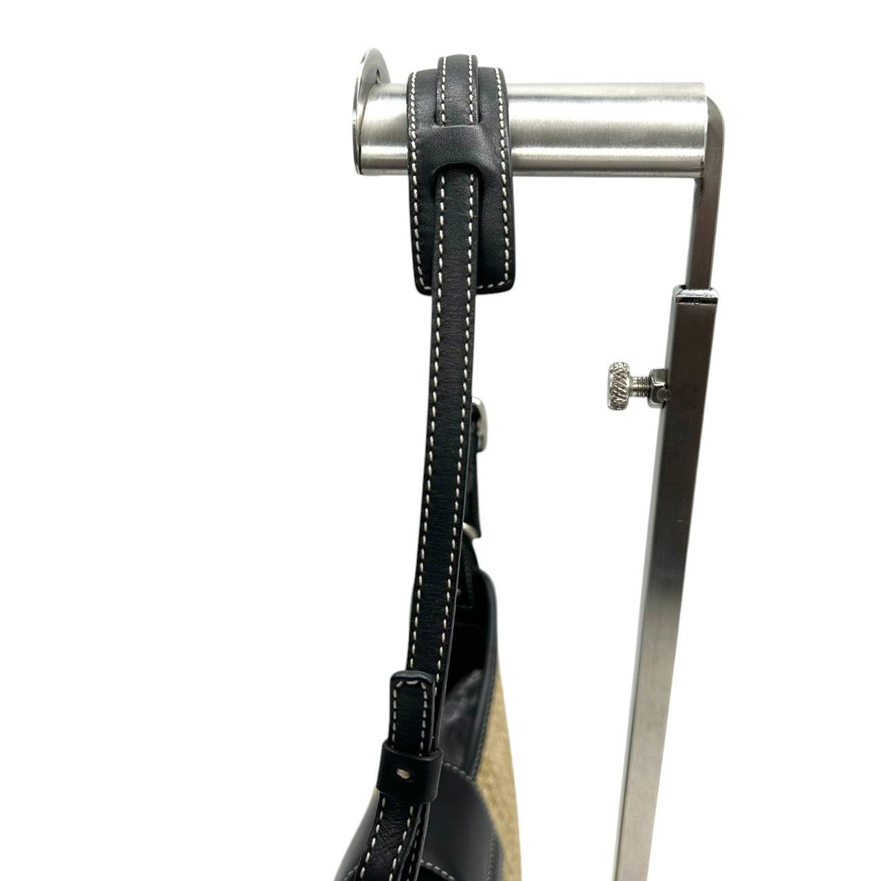 【美品】コーチ ハンドバッグ ストロー レザー 8159 かごバッグ ワンショルダー 肩掛け ベージュ ブラック 夏 サマー カジュアル レディース チャーム付き 希少モデル クラシックデザイン クリーニング済み s86