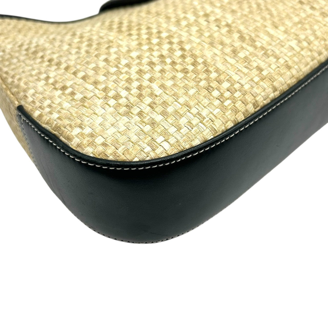 【美品】コーチ ハンドバッグ ストロー レザー 8159 かごバッグ ワンショルダー 肩掛け ベージュ ブラック 夏 サマー カジュアル レディース チャーム付き 希少モデル クラシックデザイン クリーニング済み s86