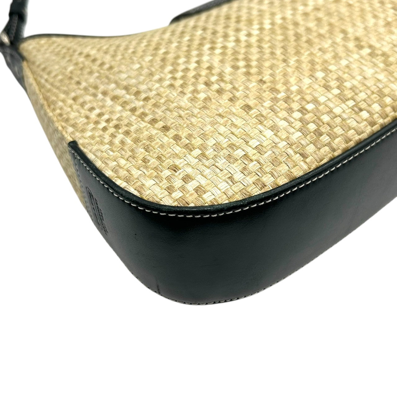 【美品】コーチ ハンドバッグ ストロー レザー 8159 かごバッグ ワンショルダー 肩掛け ベージュ ブラック 夏 サマー カジュアル レディース チャーム付き 希少モデル クラシックデザイン クリーニング済み s86