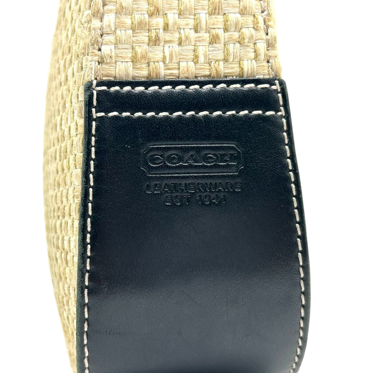 【美品】コーチ ハンドバッグ ストロー レザー 8159 かごバッグ ワンショルダー 肩掛け ベージュ ブラック 夏 サマー カジュアル レディース チャーム付き 希少モデル クラシックデザイン クリーニング済み s86