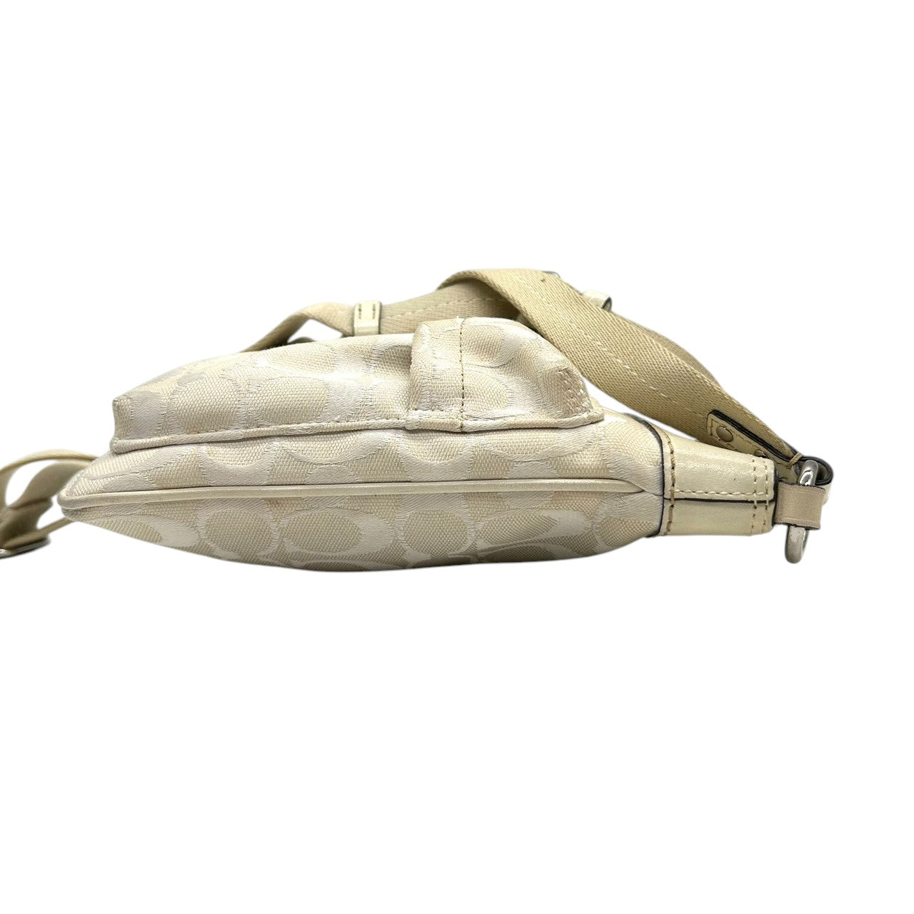 コーチ ショルダーバッグ シグネチャー キャンバス レザー 6442 アイボリー 斜め掛け可 ポシェット サコッシュ ミニショルダー コンパクト 軽量 レディース カジュアル シンプルデザイン クリーニング済み E2