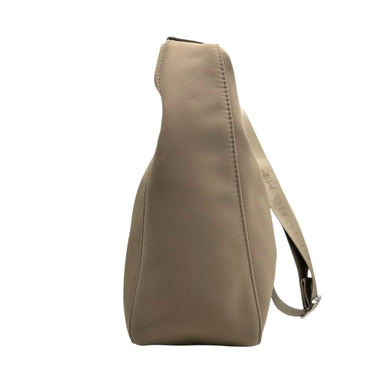 ロンシャン ショルダーバッグ ナイロン パテントレザー ベージュ ホーボーバッグ 斜め掛け可 A4収納可 大容量 レディース 軽量 機能的 カジュアル エレガント シンプルデザイン 通勤 通学 デイリーユース ロゴプレート クリーニング済み s87