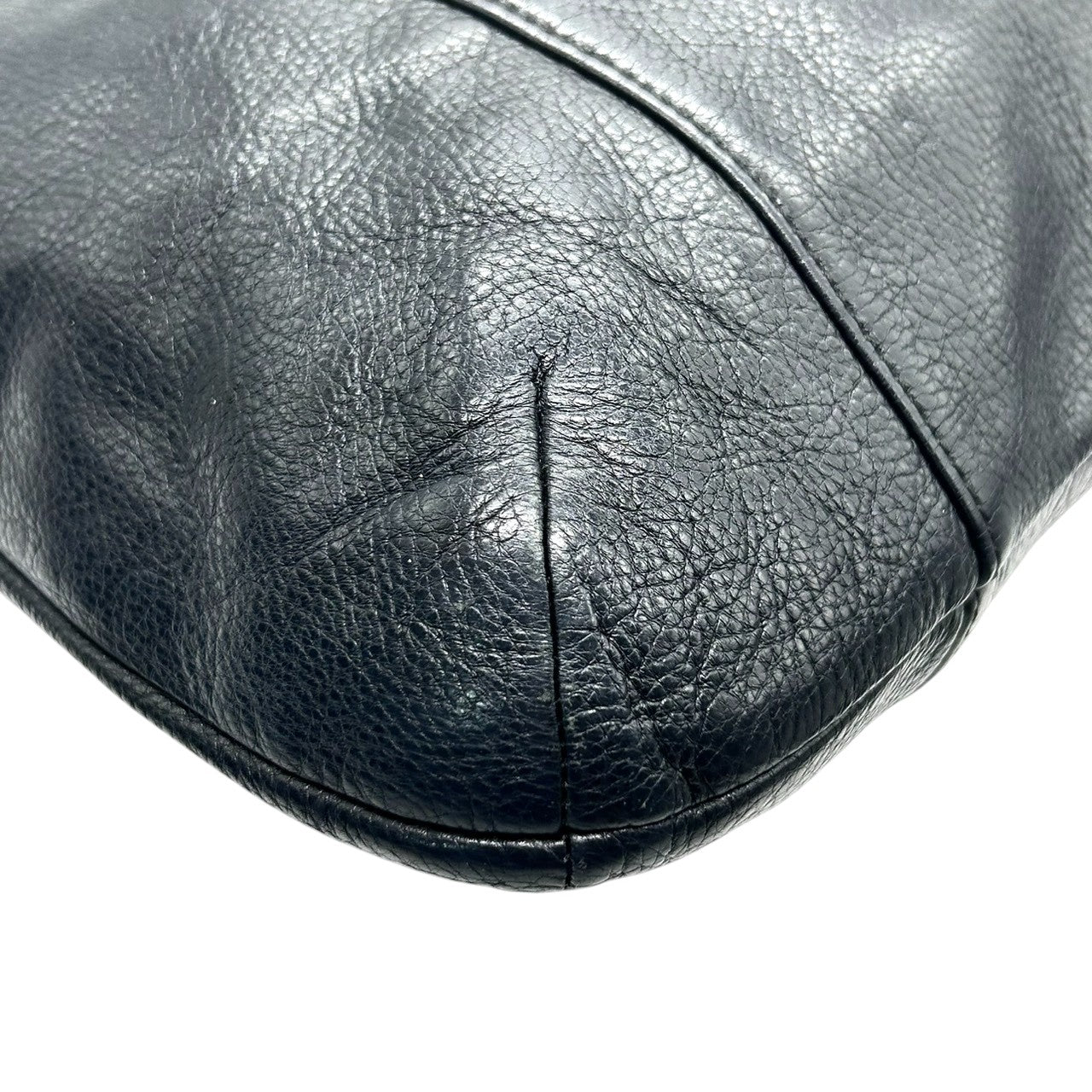 コーチ 2WAY ショルダーバッグ F34511 ペブルドレザー 本革 ブラック A4収納可 大容量 斜め掛け可 レディース ハンドバッグ ビジネス 通勤 通学 ロゴチャーム付き シンプルデザイン クリーニング済み U1