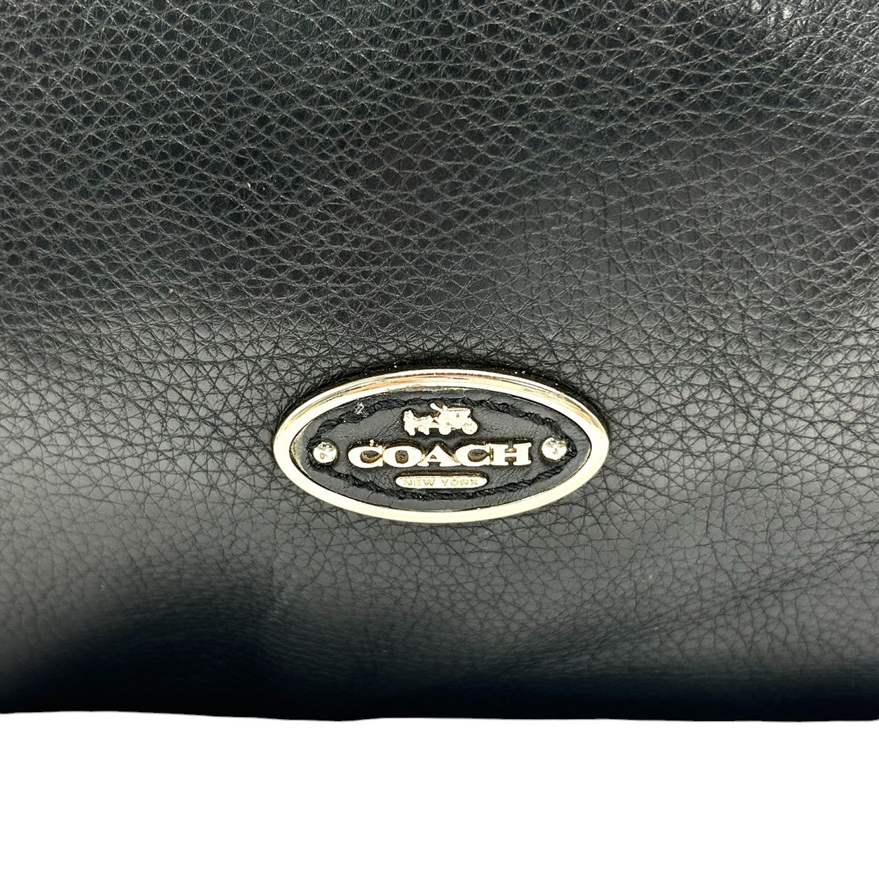 コーチ 2WAY ショルダーバッグ F34511 ペブルドレザー 本革 ブラック A4収納可 大容量 斜め掛け可 レディース ハンドバッグ ビジネス 通勤 通学 ロゴチャーム付き シンプルデザイン クリーニング済み U1