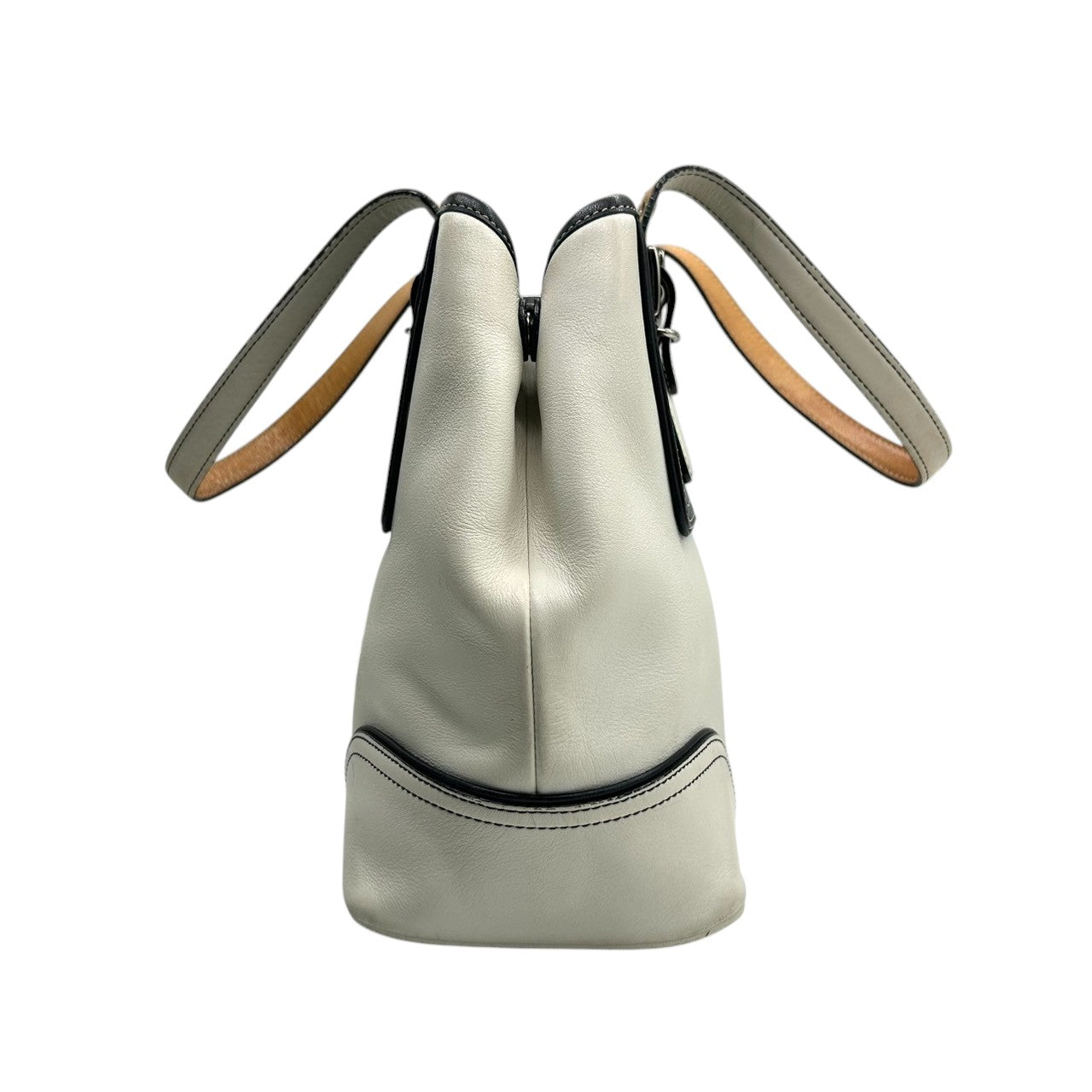 コーチ トートバッグ 9605 レザー 本革 ホワイト ブラック バイカラー A4収納可 大容量 ワンショルダー 肩掛け レディース ハンドバッグ チャーム付き ステッチデザイン クラシック ヴィンテージ クリーニング済み 自立可 s53