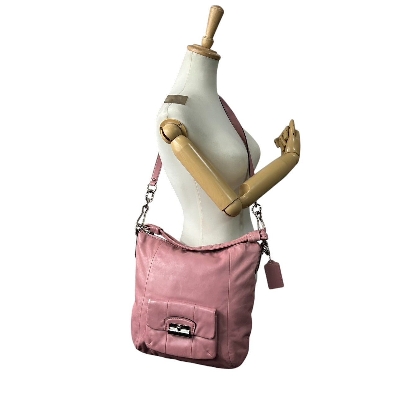 コーチ 2WAY ショルダーバッグ 14783 レザー 本革 ピンク A4収納可 大容量 斜め掛け可 レディース ハンドバッグ ターンロック フェミニン エレガント 通勤 通学 チャーム付き ロゴ クリーニング済み s53