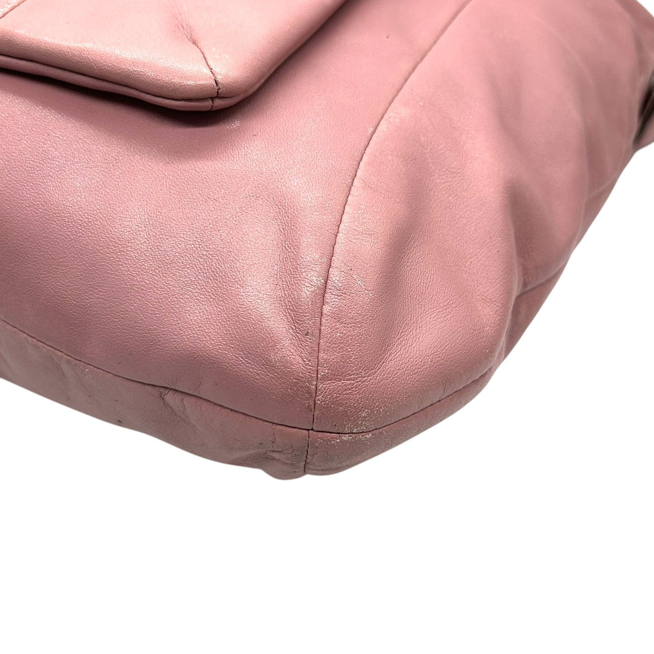 コーチ 2WAY ショルダーバッグ 14783 レザー 本革 ピンク A4収納可 大容量 斜め掛け可 レディース ハンドバッグ ターンロック フェミニン エレガント 通勤 通学 チャーム付き ロゴ クリーニング済み s53