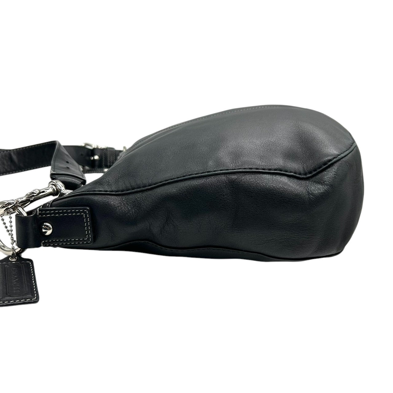 【美品】コーチ ショルダーバッグ F14018 レザー 本革 ブラック 大容量 A4収納可 斜め掛け可 レディース ホーボーバッグ クラシック シンプルデザイン 通勤 通学 ビジネス シルバー金具 ステッチ クリーニング済み s63