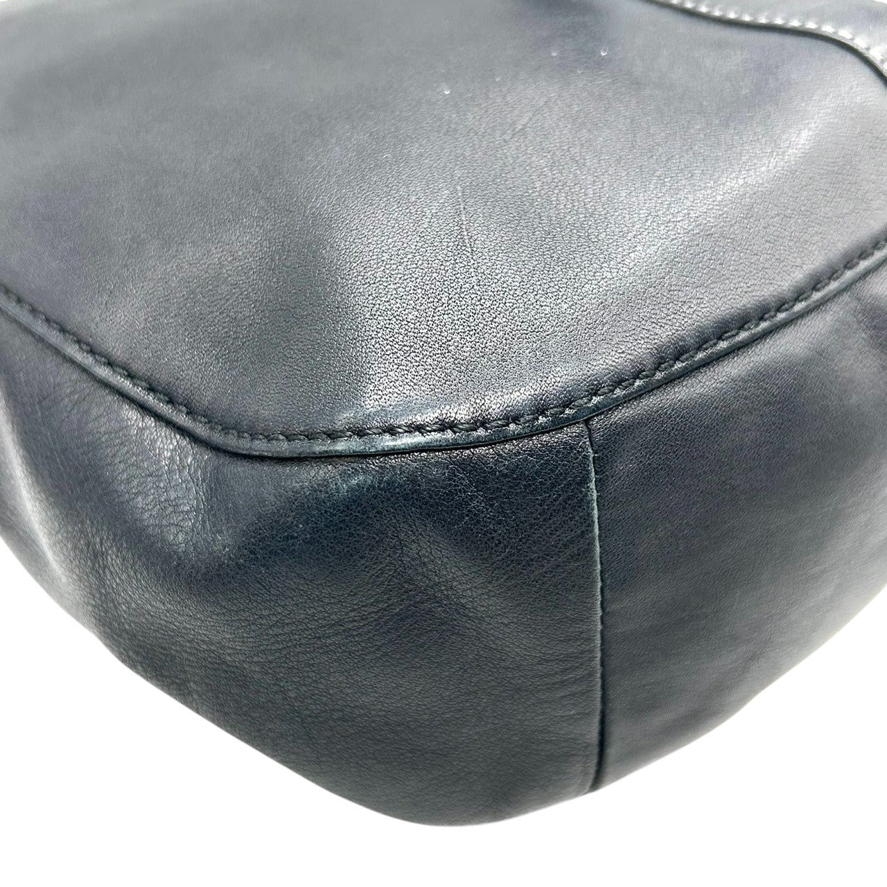 【美品】コーチ ショルダーバッグ F14018 レザー 本革 ブラック 大容量 A4収納可 斜め掛け可 レディース ホーボーバッグ クラシック シンプルデザイン 通勤 通学 ビジネス シルバー金具 ステッチ クリーニング済み s63