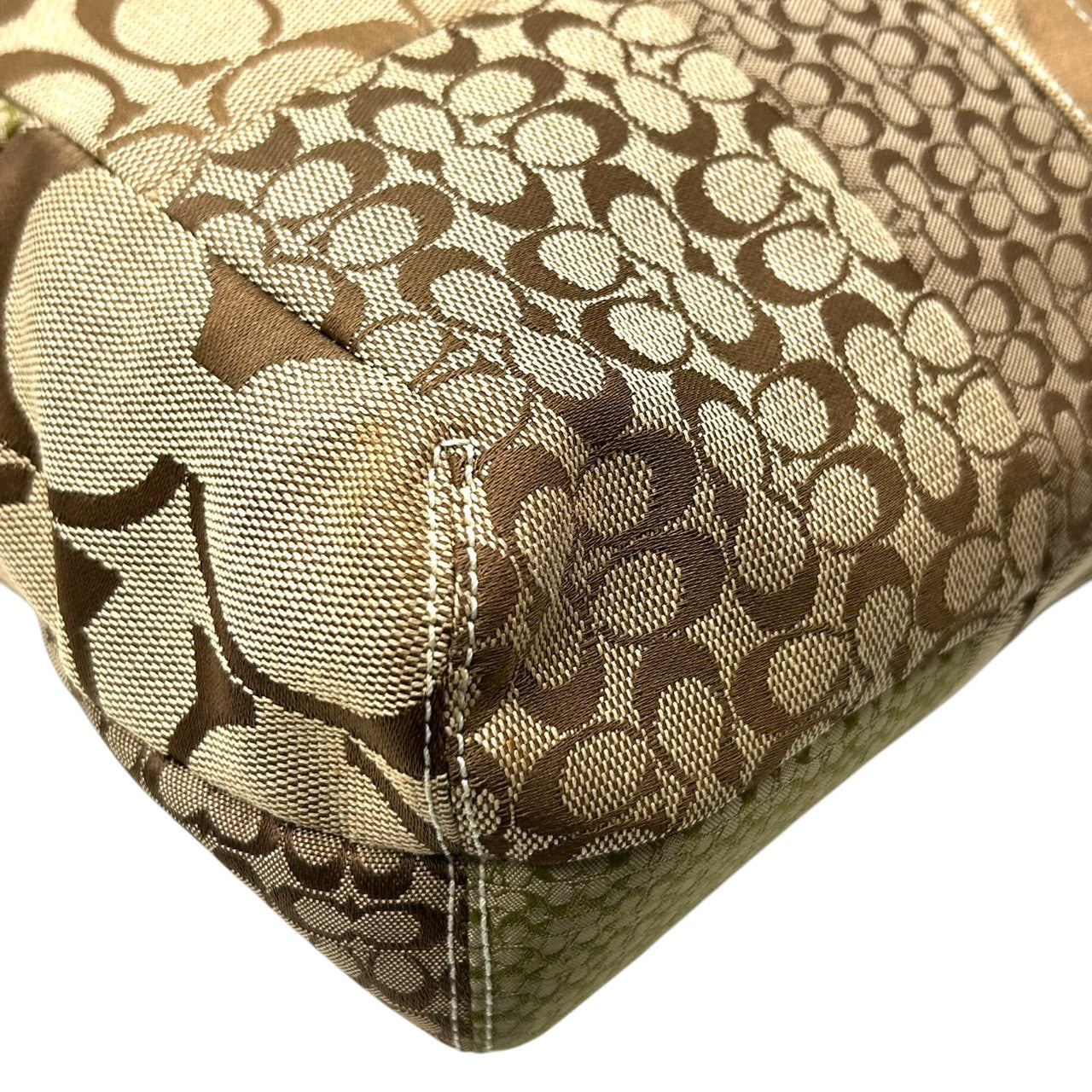 【未使用級】 COACH コーチ トートバッグ 10089 パッチワーク シグネチャー キャンバス 型押しレザー ブラウン A4収納可 大容量 ワンショルダー 肩掛け レディース ハンドバッグ チャーム付き エレガント クラシックデザイン s67