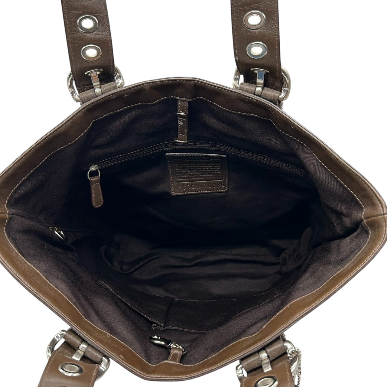 【未使用級】 COACH コーチ トートバッグ 10089 パッチワーク シグネチャー キャンバス 型押しレザー ブラウン A4収納可 大容量 ワンショルダー 肩掛け レディース ハンドバッグ チャーム付き エレガント クラシックデザイン s67