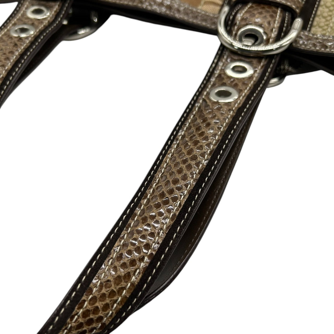 【未使用級】 COACH コーチ トートバッグ 10089 パッチワーク シグネチャー キャンバス 型押しレザー ブラウン A4収納可 大容量 ワンショルダー 肩掛け レディース ハンドバッグ チャーム付き エレガント クラシックデザイン s67