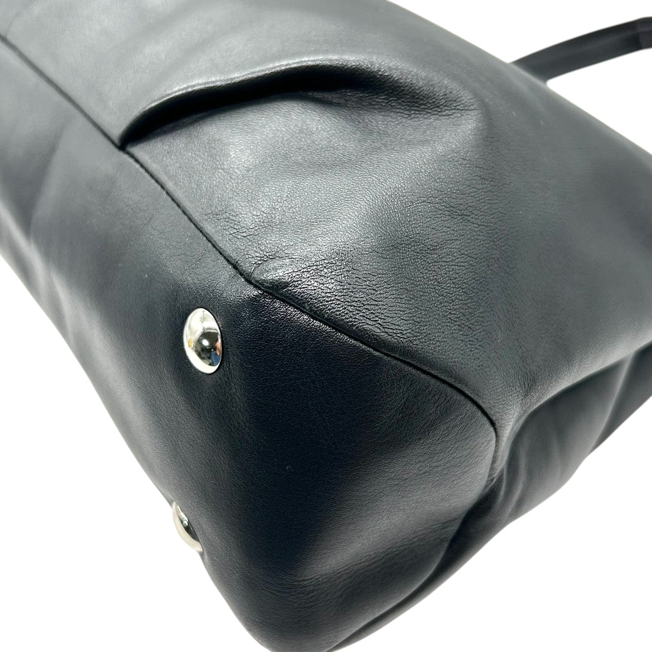 【美品】コーチ トートバッグ F18751 レザー 本革 ブラック 大容量 A4収納可 ワンショルダー 肩掛け レディース ハンドバッグ ビジネス 通勤 通学 バックルデザイン クラシック シンプル チャーム付き クリーニング済み s67