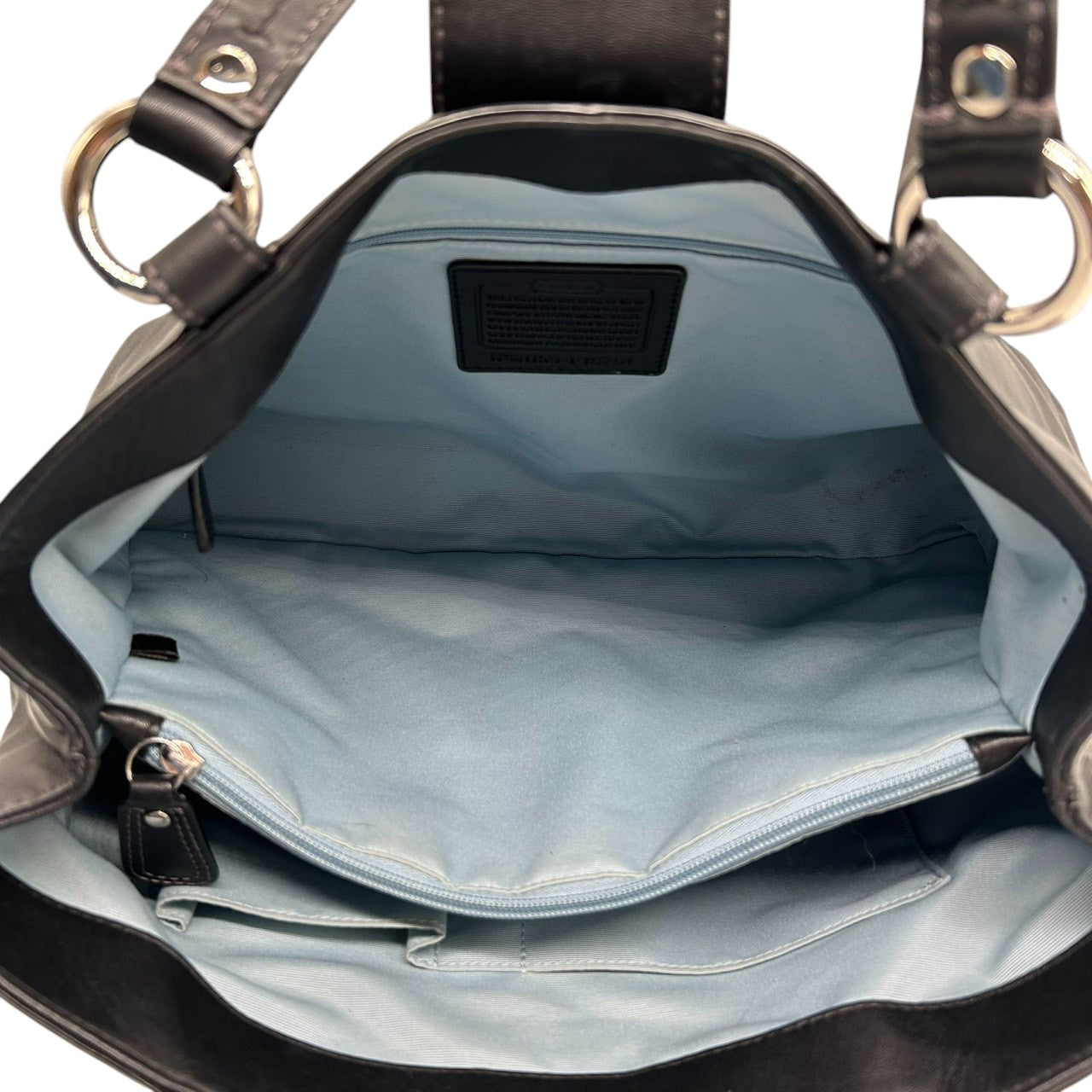 【美品】コーチ トートバッグ F18751 レザー 本革 ブラック 大容量 A4収納可 ワンショルダー 肩掛け レディース ハンドバッグ ビジネス 通勤 通学 バックルデザイン クラシック シンプル チャーム付き クリーニング済み s67