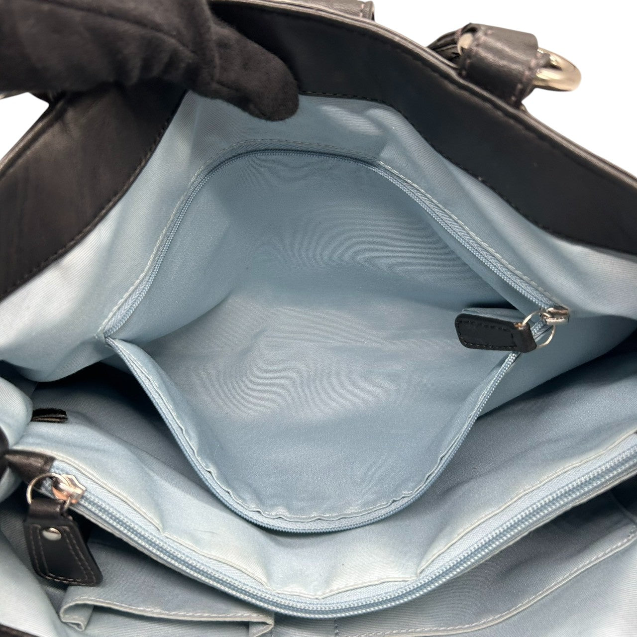 【美品】コーチ トートバッグ F18751 レザー 本革 ブラック 大容量 A4収納可 ワンショルダー 肩掛け レディース ハンドバッグ ビジネス 通勤 通学 バックルデザイン クラシック シンプル チャーム付き クリーニング済み s67