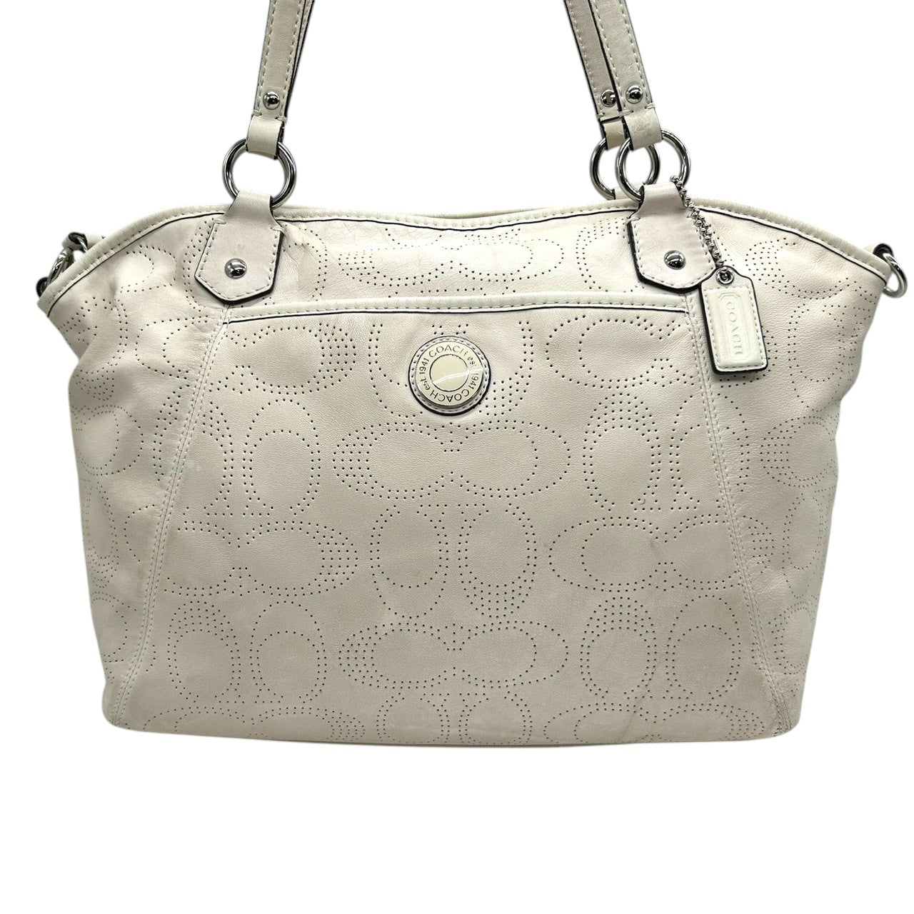 コーチ トートバッグ F19688 パーフォレイテッド シグネチャー レザー ホワイト A4収納可 大容量 ワンショルダー 肩掛け レディース ハンドバッグ ビジネス 通勤 通学 チャーム付き エレガントデザイン 自立可 クリーニング済み s67