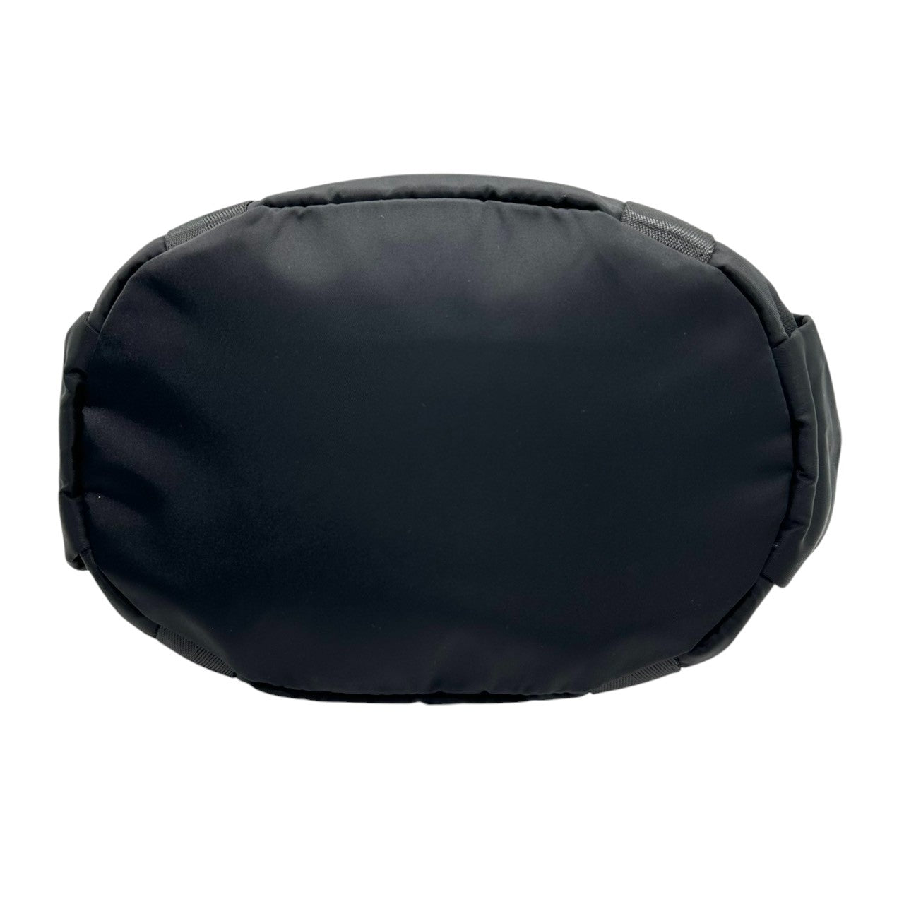 【未使用級】トッカ 2WAY トートバッグ ナイロン ブラック A4収納可 斜め掛け可 レディース ハンドバッグ ショルダーバッグ ロゴ マザーズバッグ 通勤 通学 軽量 エレガント フェミニン サイドギャザー 自立可 ゴールド金具 クリーニング済み s21