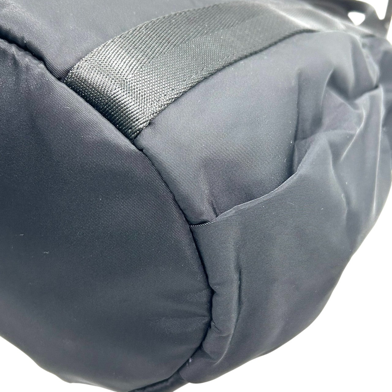 【未使用級】トッカ 2WAY トートバッグ ナイロン ブラック A4収納可 斜め掛け可 レディース ハンドバッグ ショルダーバッグ ロゴ マザーズバッグ 通勤 通学 軽量 エレガント フェミニン サイドギャザー 自立可 ゴールド金具 クリーニング済み s21