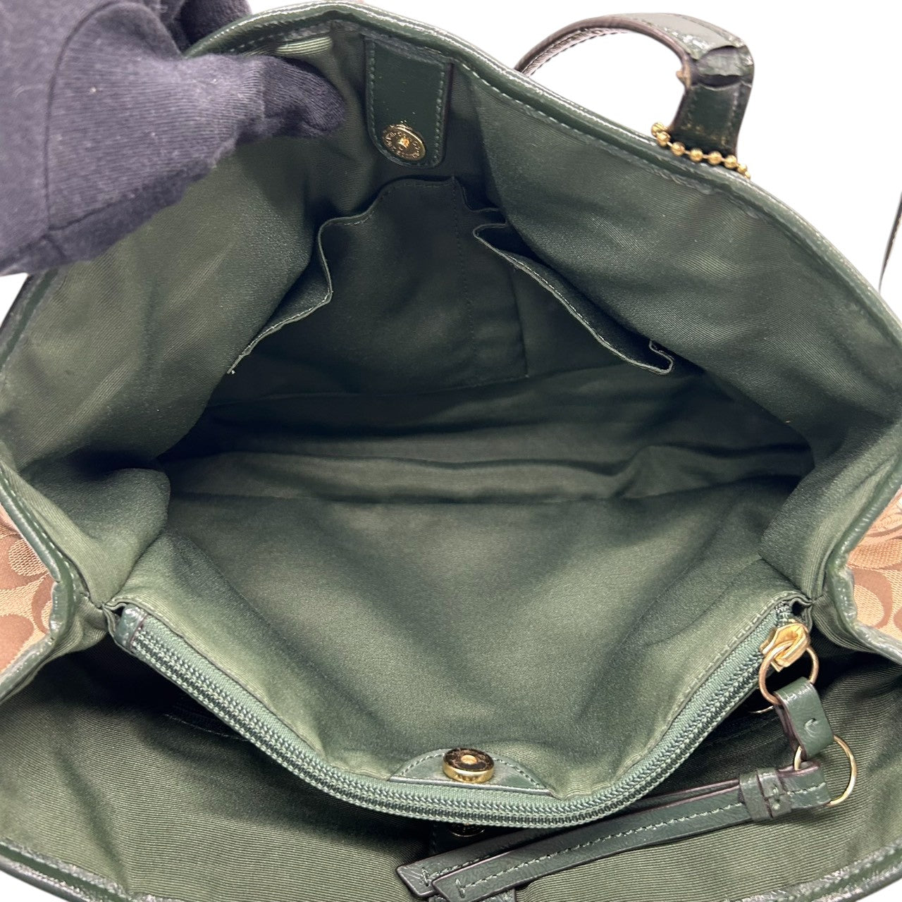 コーチ トートバッグ F24882 シグネチャー キャンバス 型押しレザー ブラウン グリーン 巾着型 A4収納可 大容量 肩掛け ワンショルダー レディース ハンドバッグ チャーム付き エレガントデザイン クリーニング済み s4