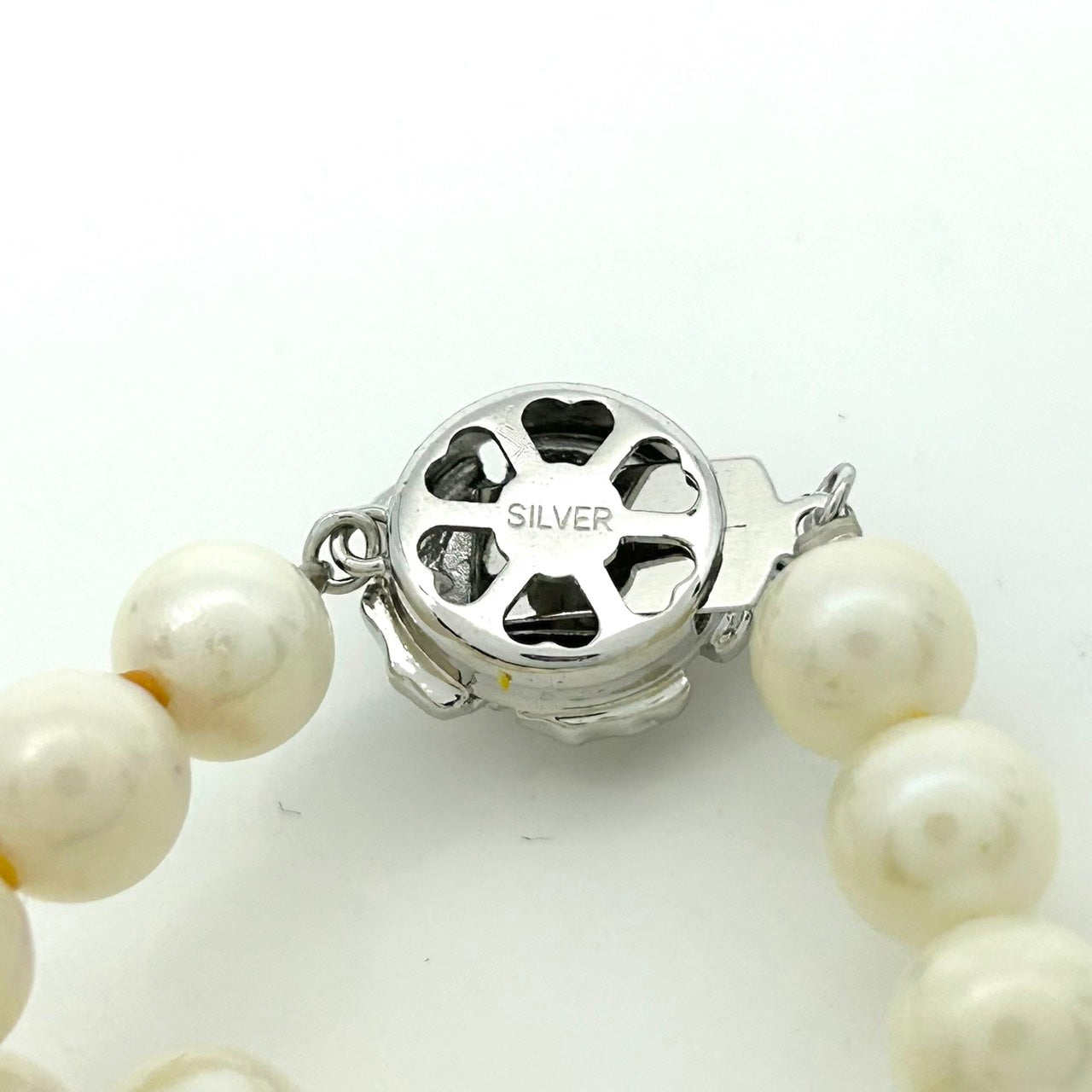 未使用 美品 あこや真珠 本真珠 パール 一連ネックレス SILVER刻印 花 フラワー モチーフ クラスプ ホワイト系 真珠 アクセサリー エレガント フォーマル 冠婚葬祭 I3