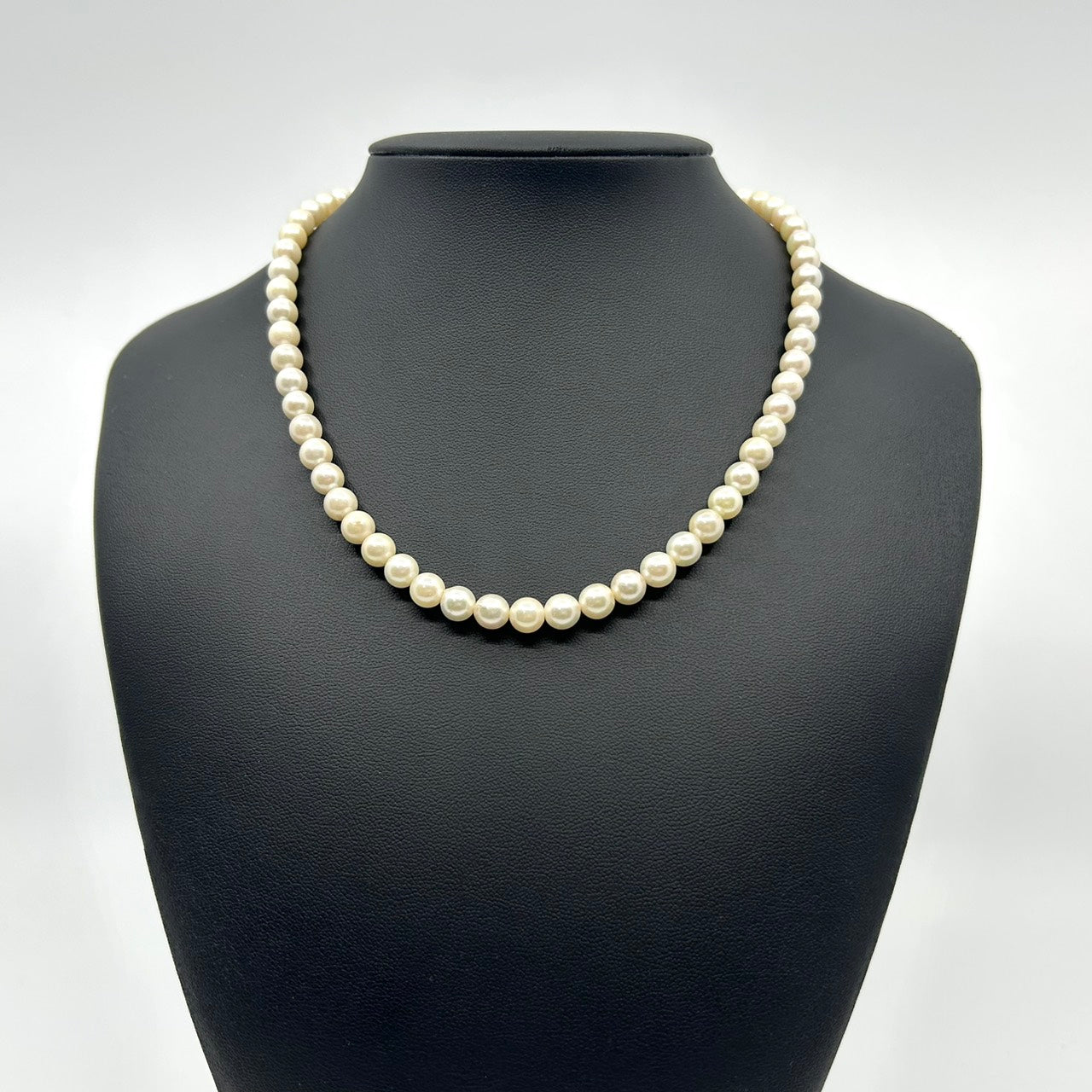 未使用 美品 あこや真珠 本真珠 パール 一連ネックレス SILVER刻印 オーバル クラスプ ホワイト系 真珠 アクセサリー エレガント フォーマル 冠婚葬祭 I3