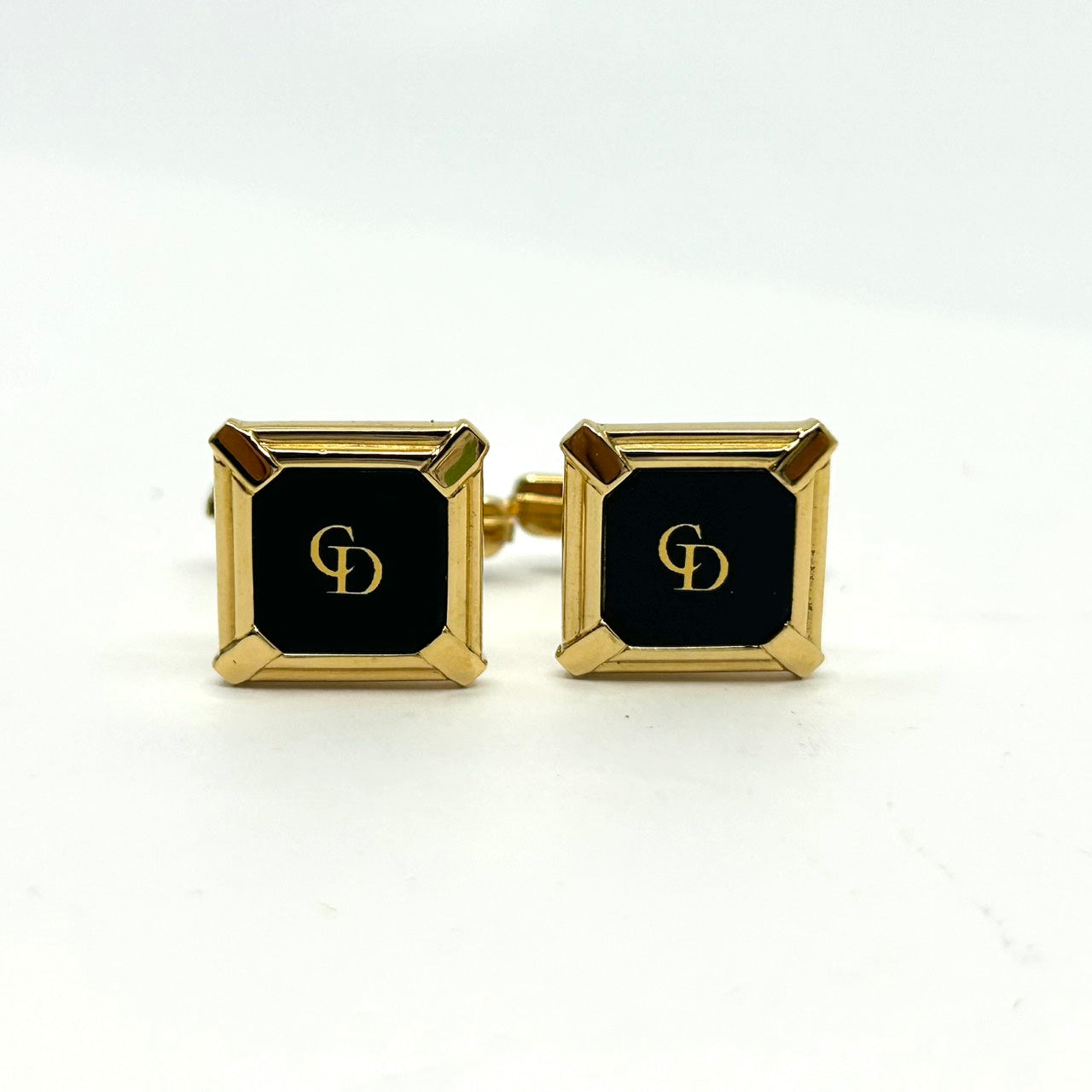 クリスチャンディオール Christian Dior カフスボタン ネクタイピン セット ゴールド 黒 ブラック CDロゴ ビジネス フォーマル 箱付き 紳士 メンズ H4
