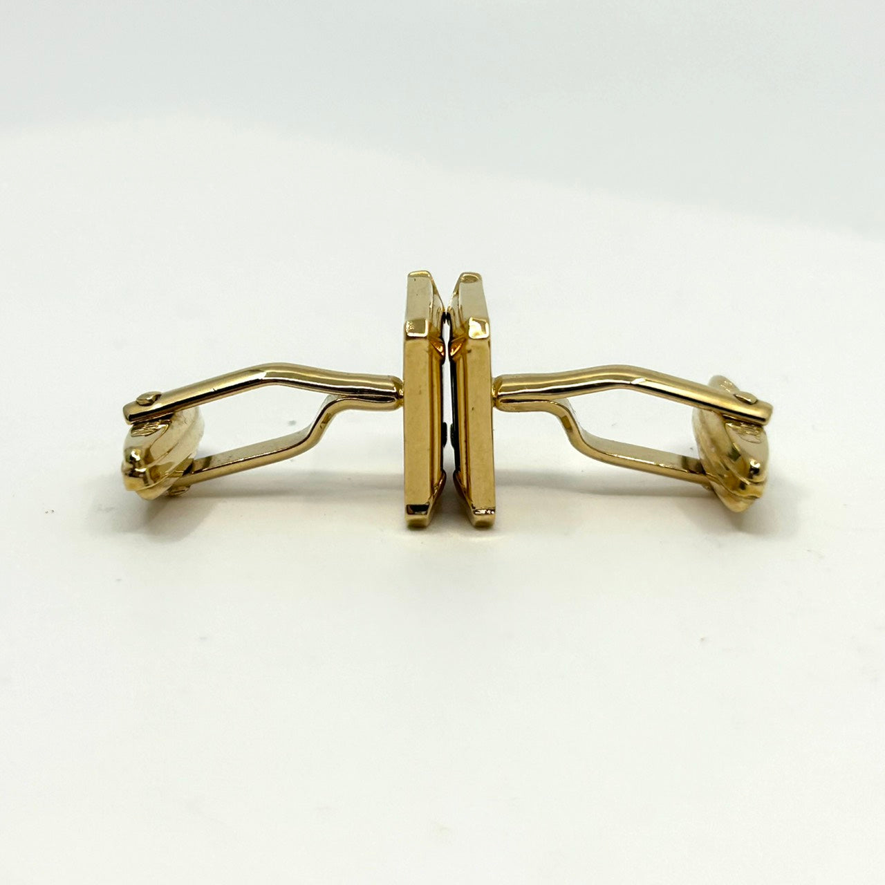 クリスチャンディオール Christian Dior カフスボタン ネクタイピン セット ゴールド 黒 ブラック CDロゴ ビジネス フォーマル 箱付き 紳士 メンズ H4