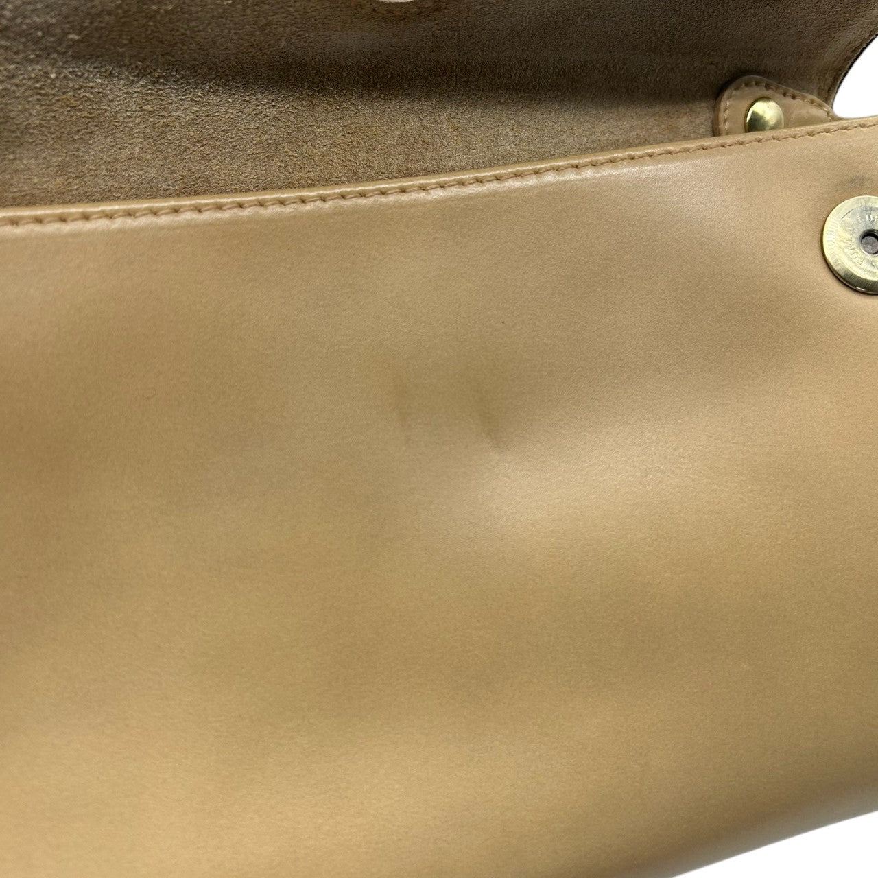 美品 フルラ FURLA ショルダーバッグ レザー ベージュ リボン 斜め掛け可 ワンショルダー エレガント 上品 イタリア製 フォーマル カジュアル デイリーユース シンプル クラシック レディース 大人 スタイリッシュ 自立可 U2