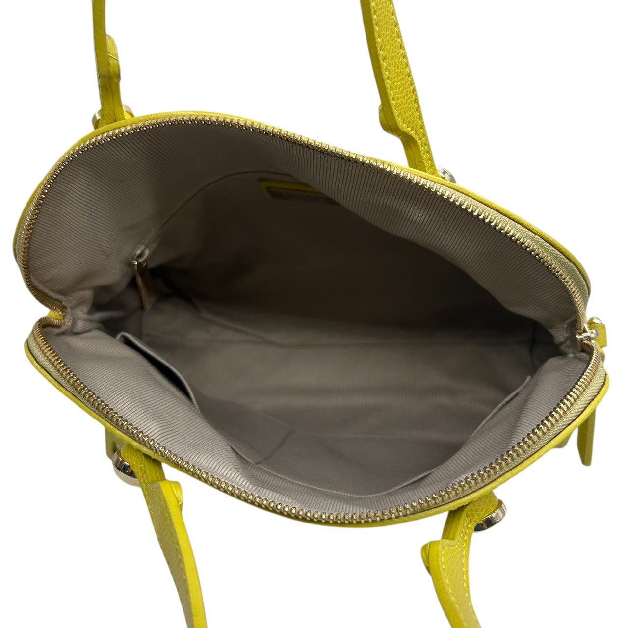 【美品】FURLA フルラ パイパー M 2way ハンドバッグ ショルダーバッグ ドーム型 レザー 本革 イエロー 黄色 ゴールド金具 斜め掛け可 レディース エレガント フォーマル カジュアル 通勤 自立可 G1