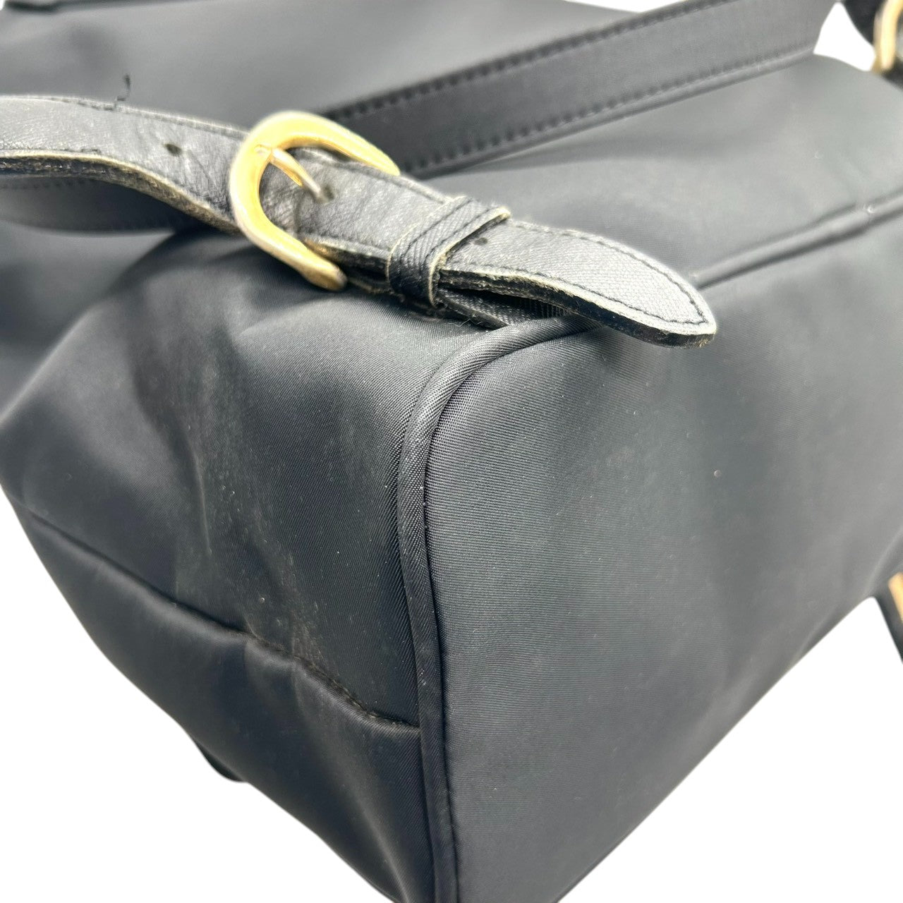 ヴァレンティノ ガラヴァーニ SPORT リュック デイパック ナイロン レザー ブラック Vロゴ 巾着式 ダブルポケット ゴールド金具 A4可 大容量 軽量 レディース メンズ ユニセックス 通勤 通学 旅行 エレガント s52