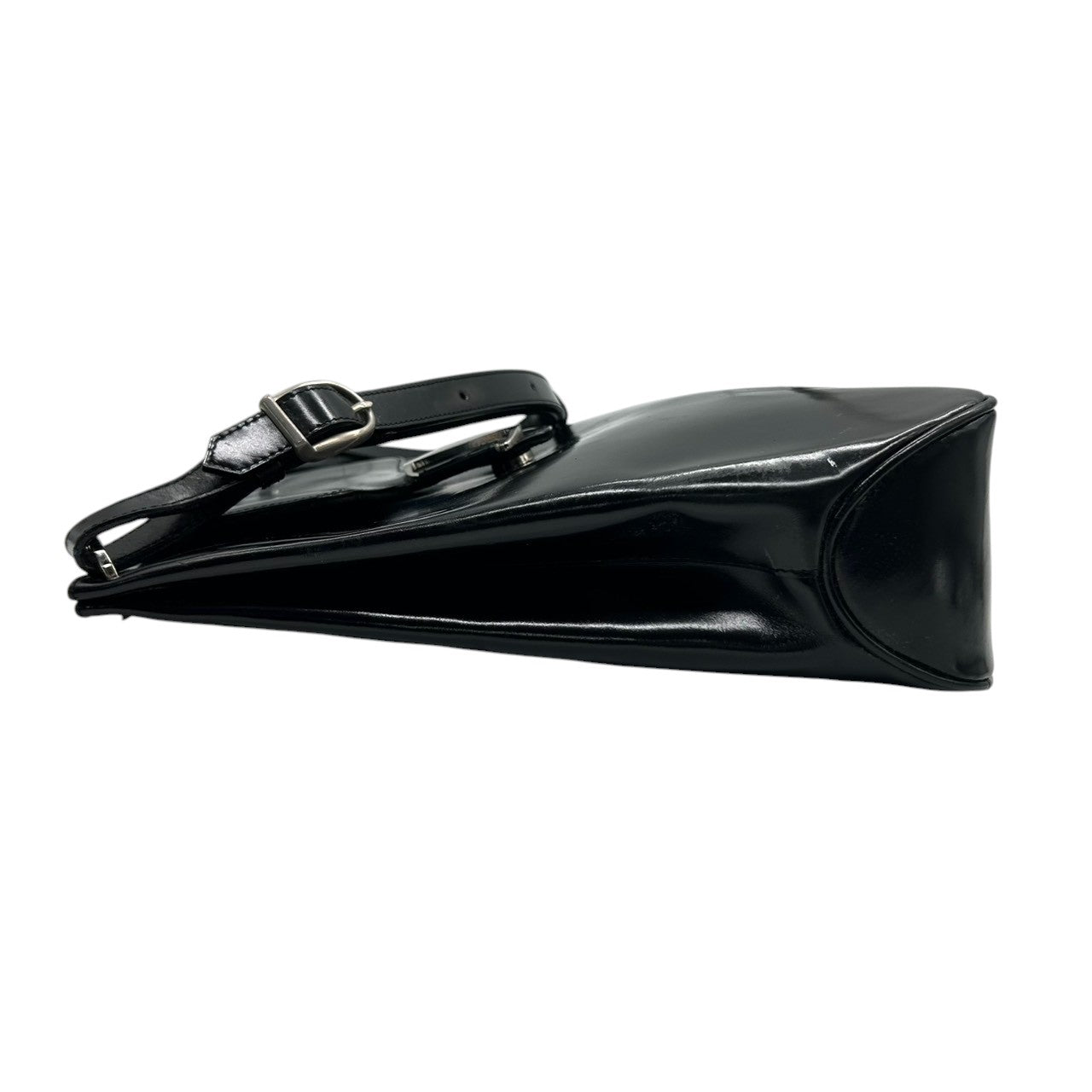 サルヴァトーレフェラガモ ショルダーバッグ ワンショルダー ヴァラプレート レザー 本革 ブラック 黒 シルバー金具 A4収納可 レディース 通勤 ビジネス フォーマル エレガント イタリア製 Salvatore Ferragamo s52