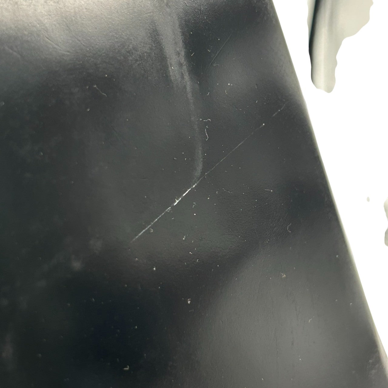 サルヴァトーレフェラガモ ショルダーバッグ ワンショルダー ヴァラプレート レザー 本革 ブラック 黒 シルバー金具 A4収納可 レディース 通勤 ビジネス フォーマル エレガント イタリア製 Salvatore Ferragamo s52