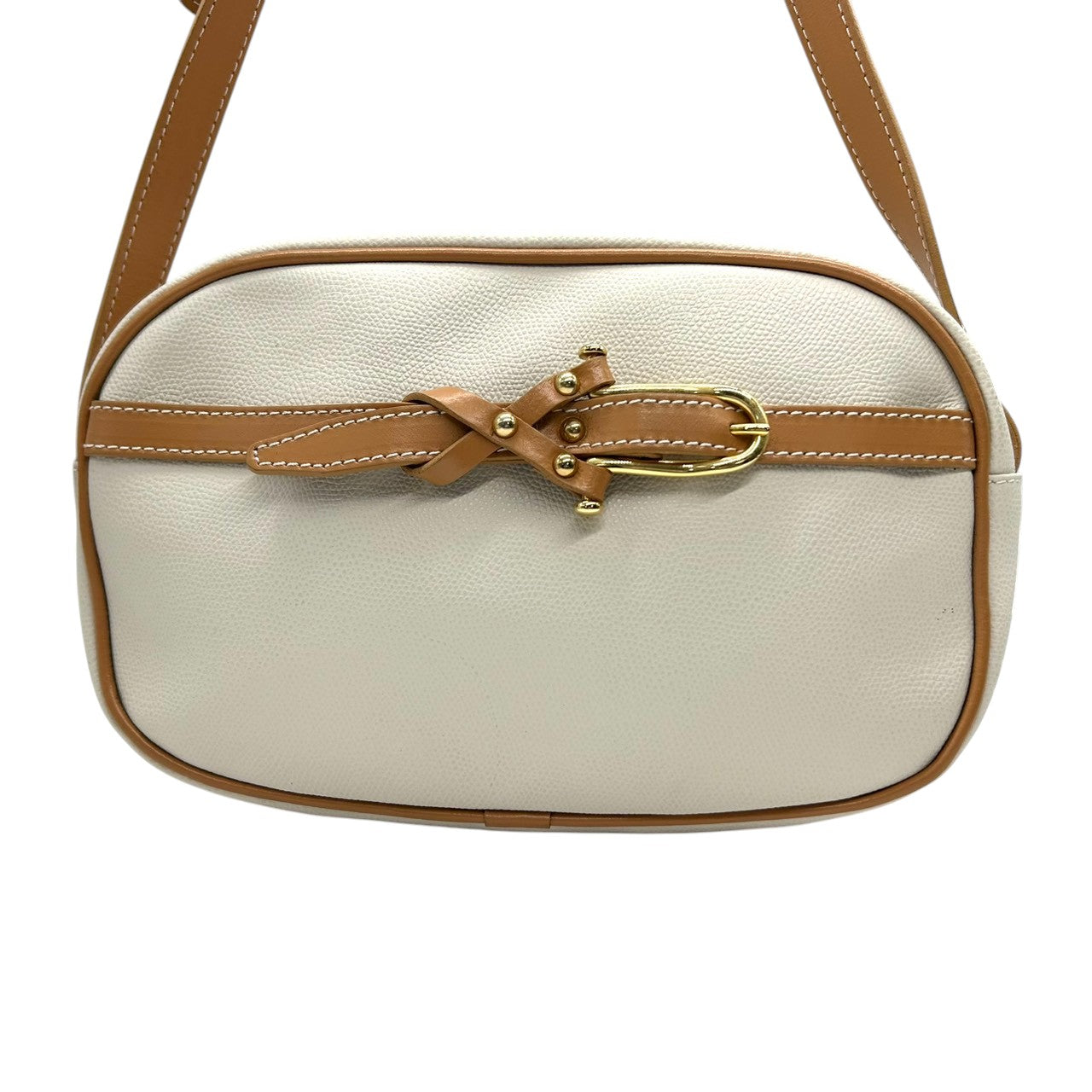 レリアン ショルダーバッグ カメラバッグ 斜め掛け可 本革 レザー バイカラー ホワイト ブラウン ベルトモチーフ ステッチ ゴールド金具 レディース 高級 エレガント 上品 大人可愛い キレイめ カジュアル イタリア製 Leilian s84